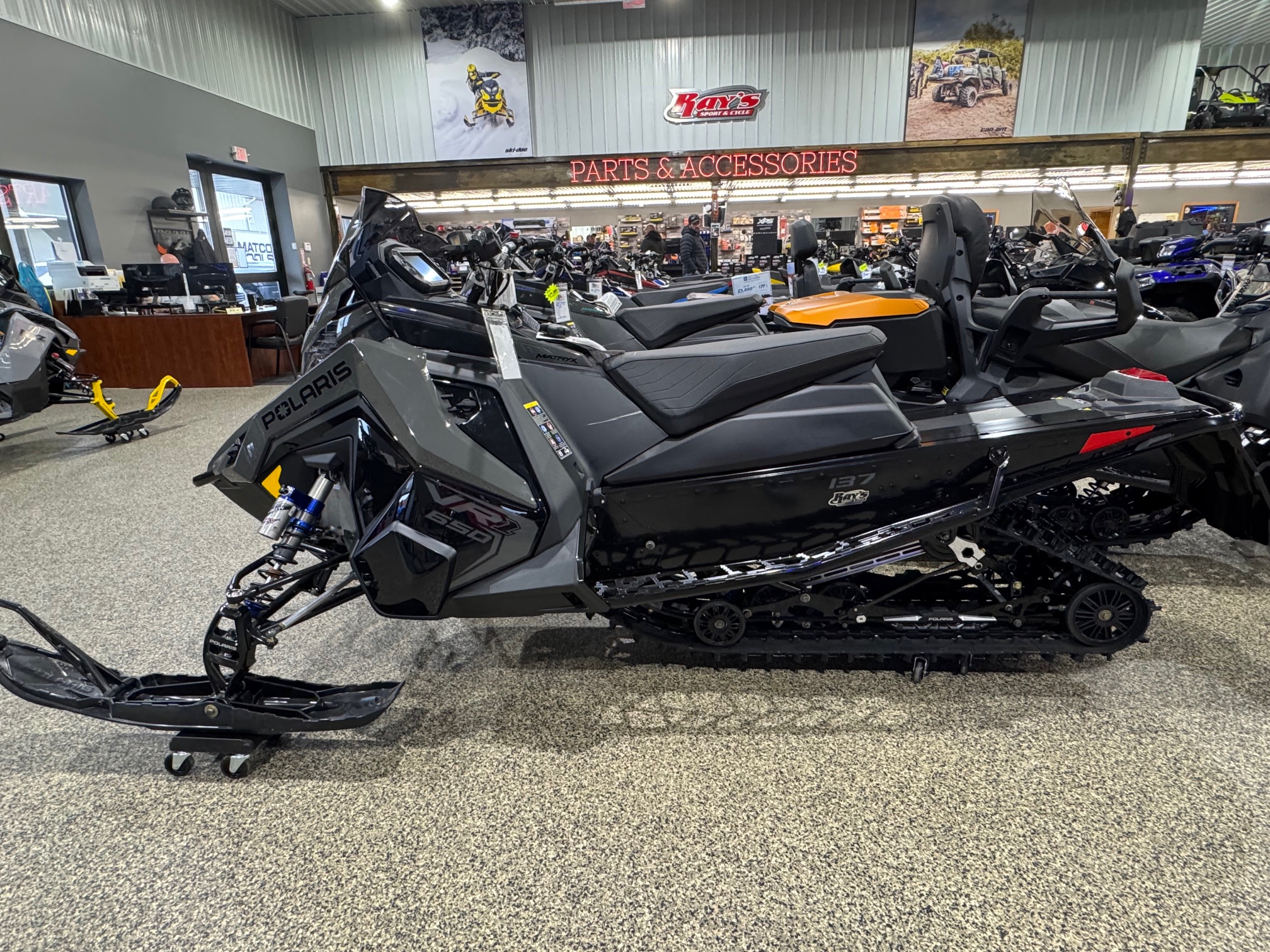 2025 Polaris INDY VR1 137 650 7S - Photo 19