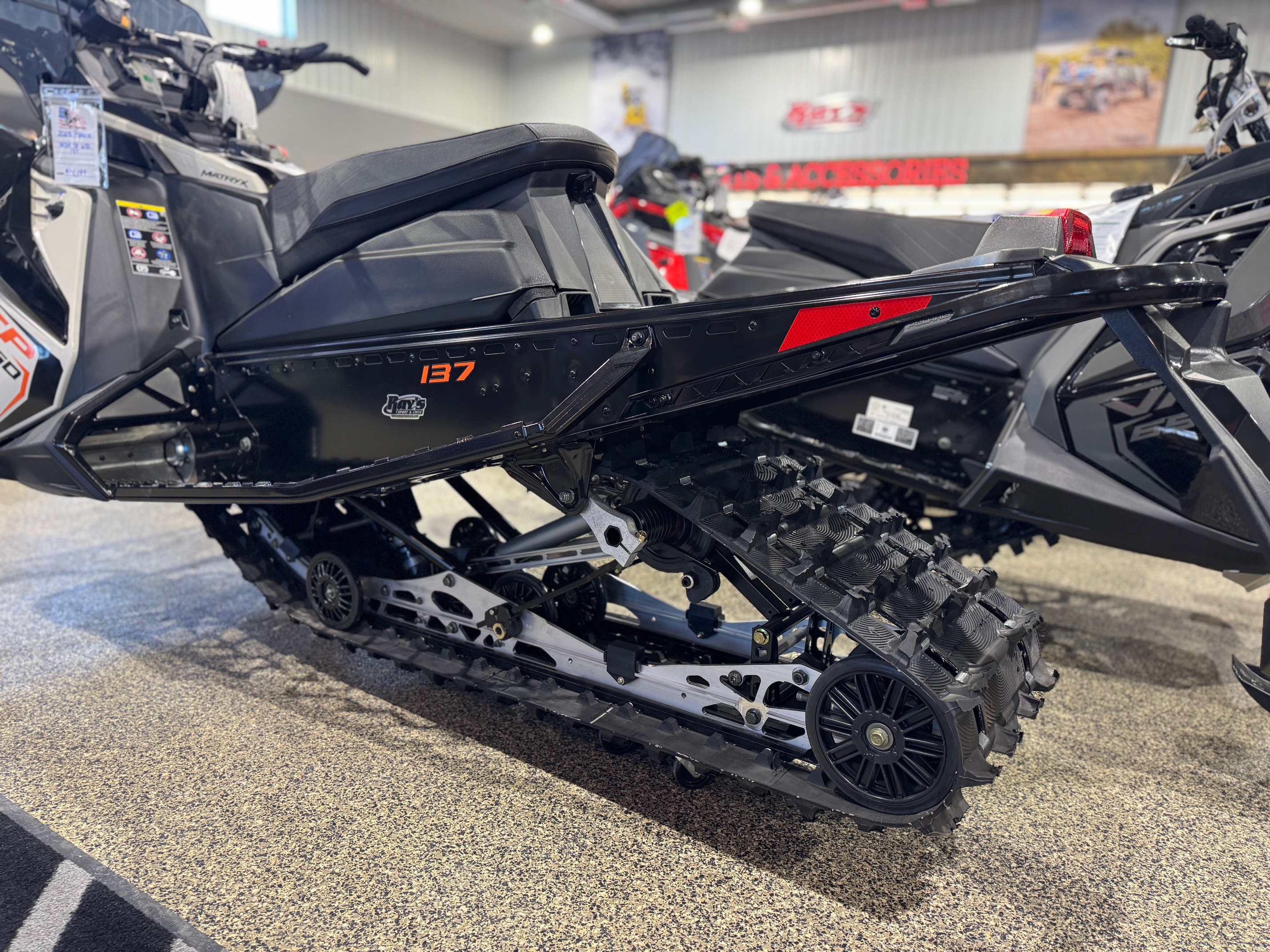 2025 Polaris INDY SP 650 137 - Photo 14