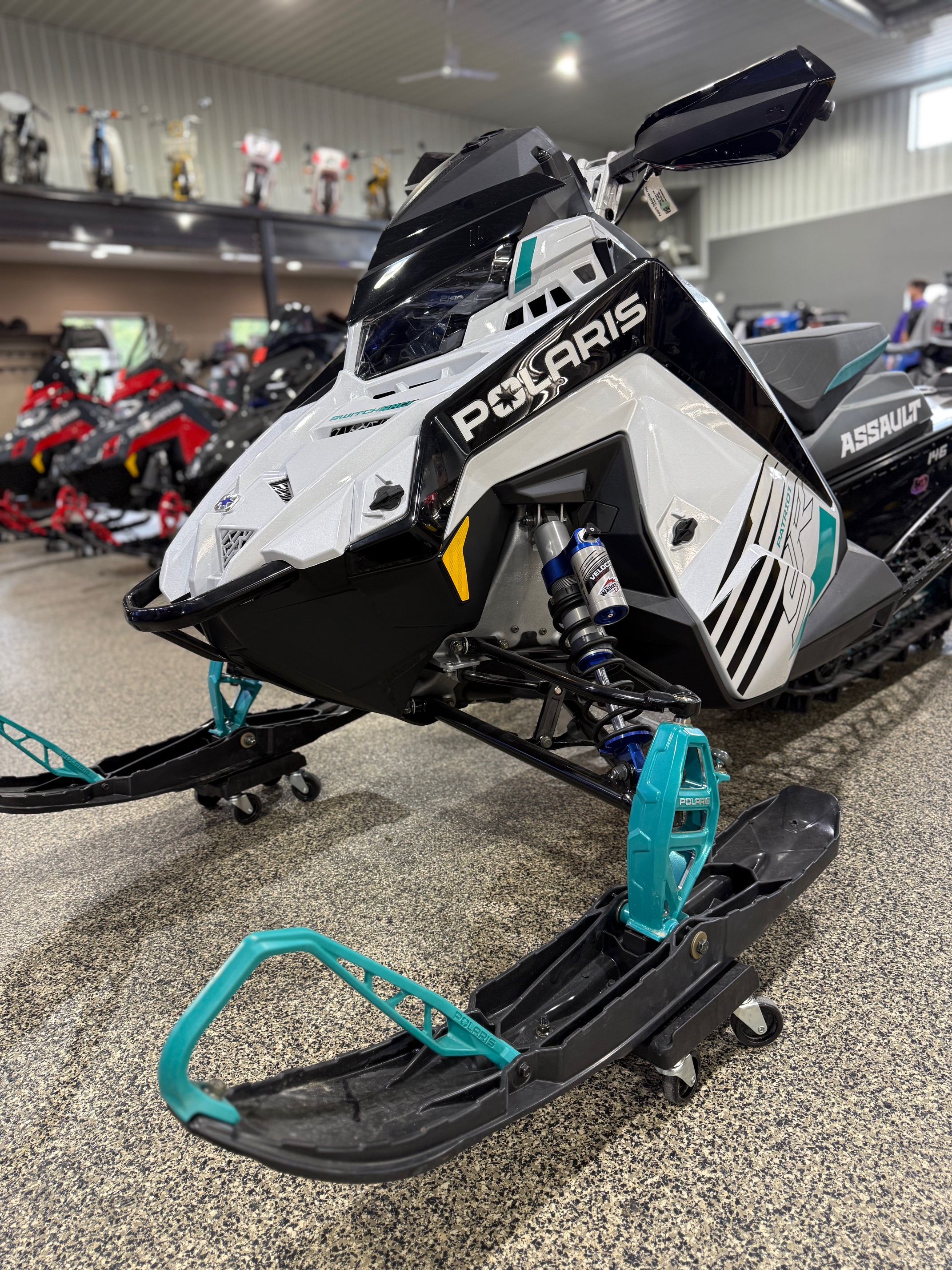 2025 Polaris SWITCHBACK ASSAULT 9R 146