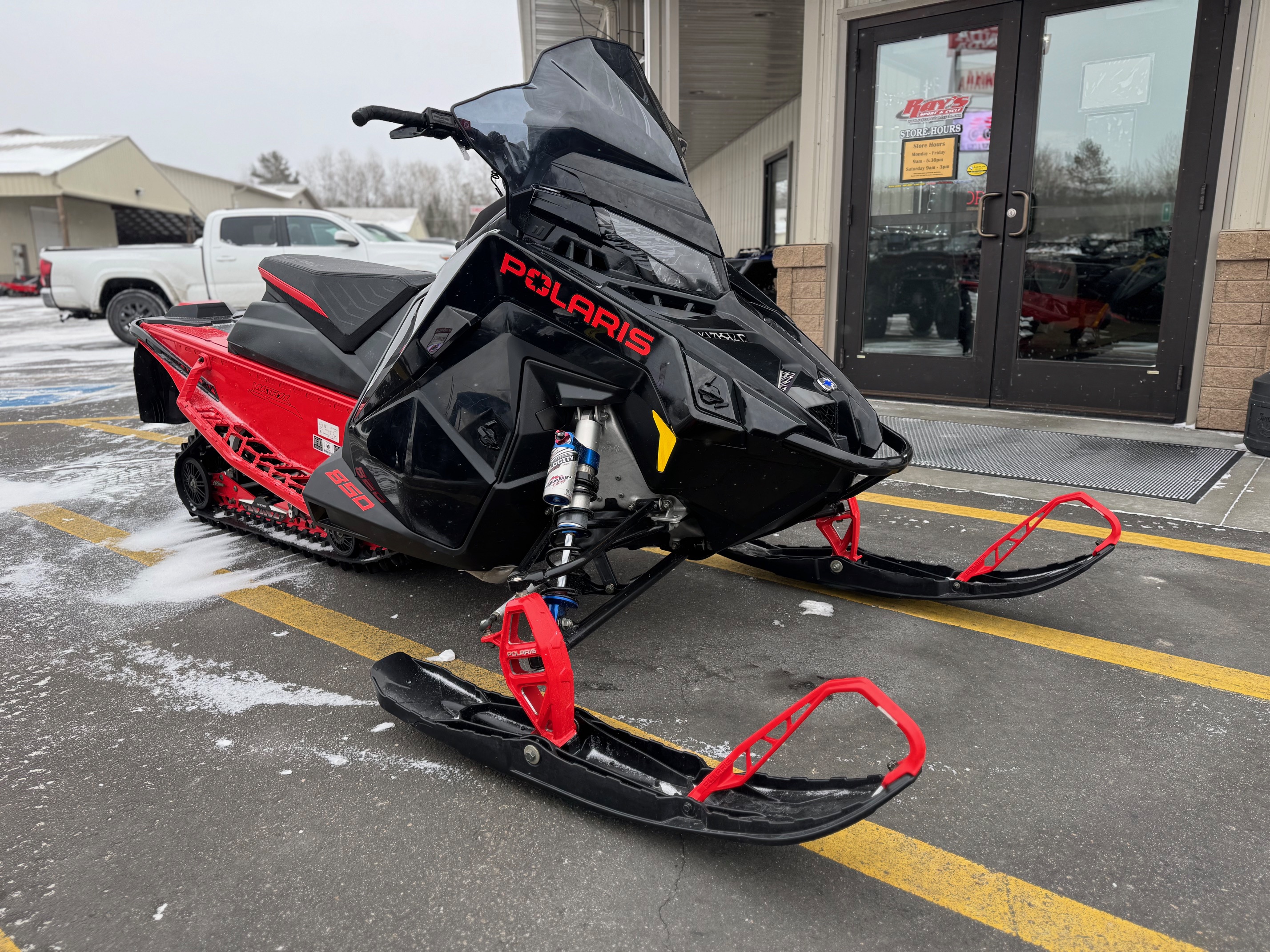 2022 Polaris 850 INDY XCR 128 - Photo 7
