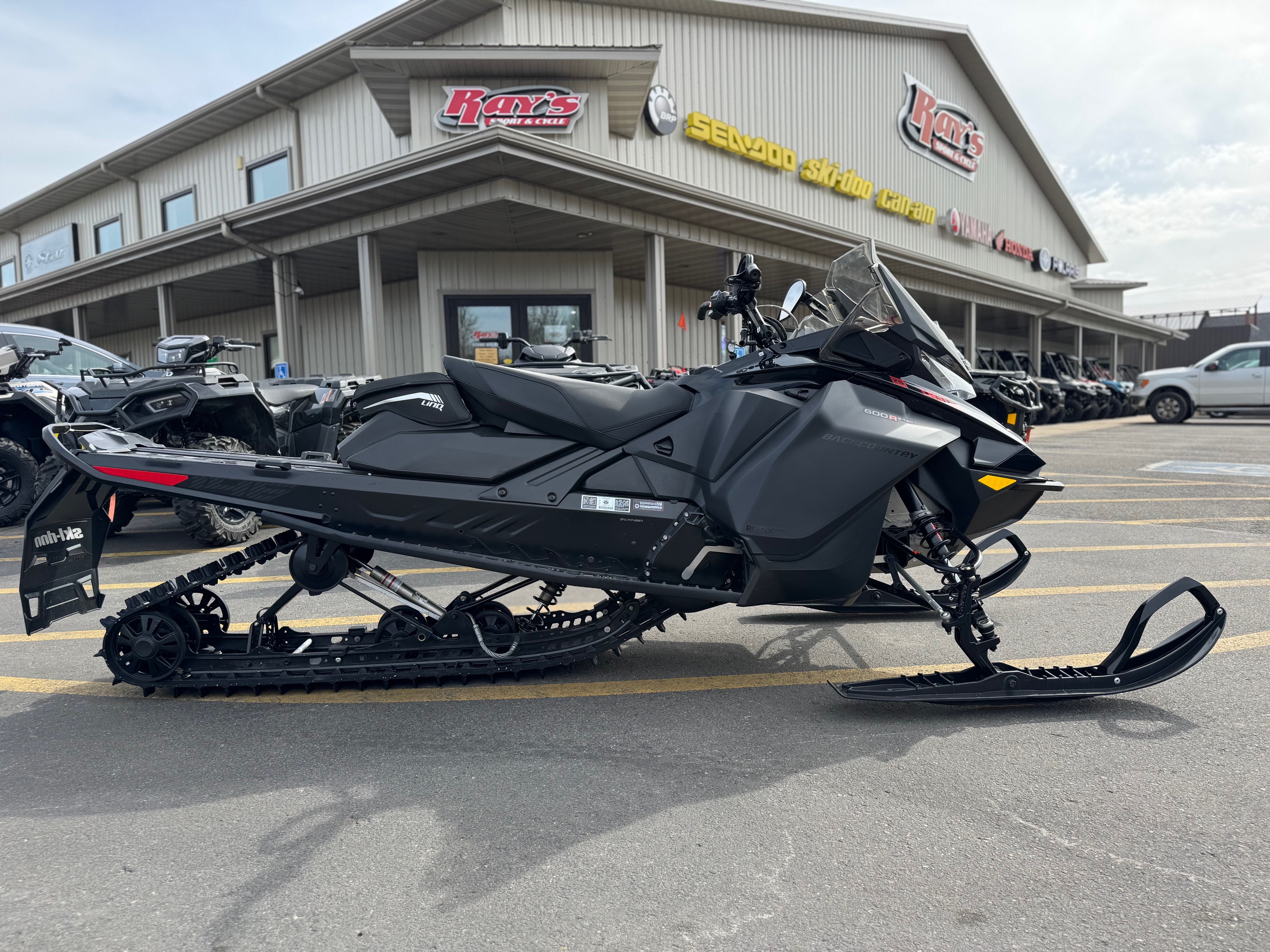 2023 Ski-Doo Backcountry 600R 146 - Photo 7