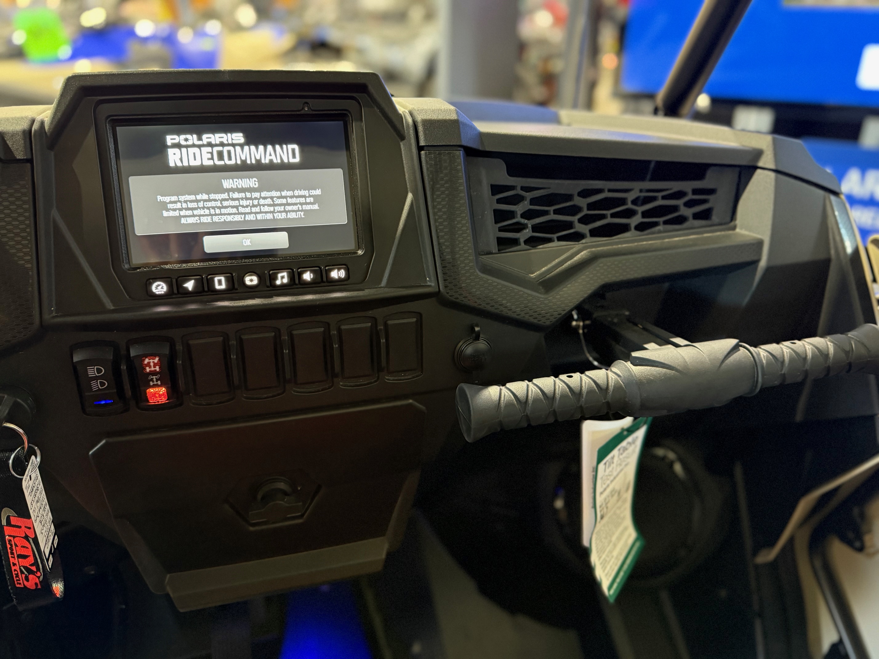 2025 Polaris RZR TRAIL ULTIMATE - Photo 18