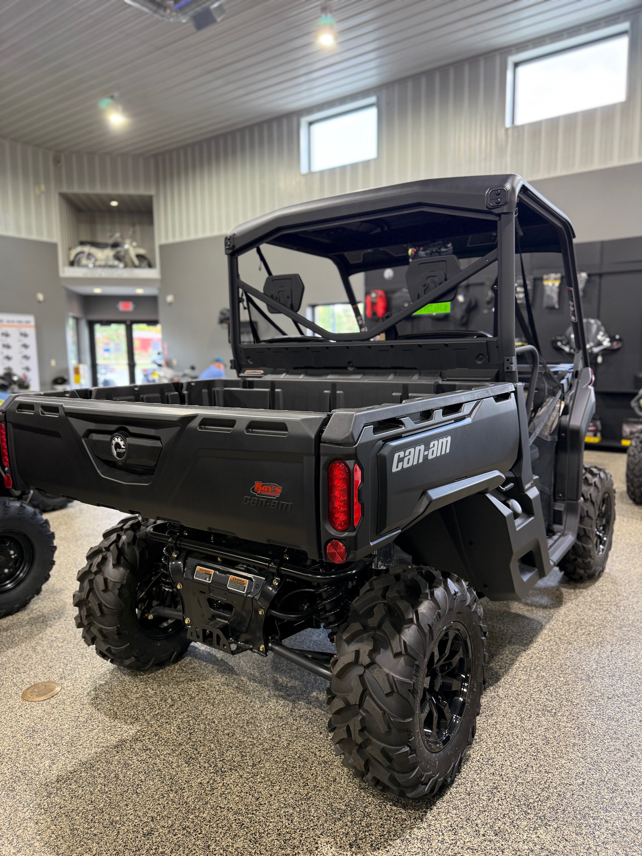 2025 Can-Am DEFENDER DPS HD10 - Photo 5