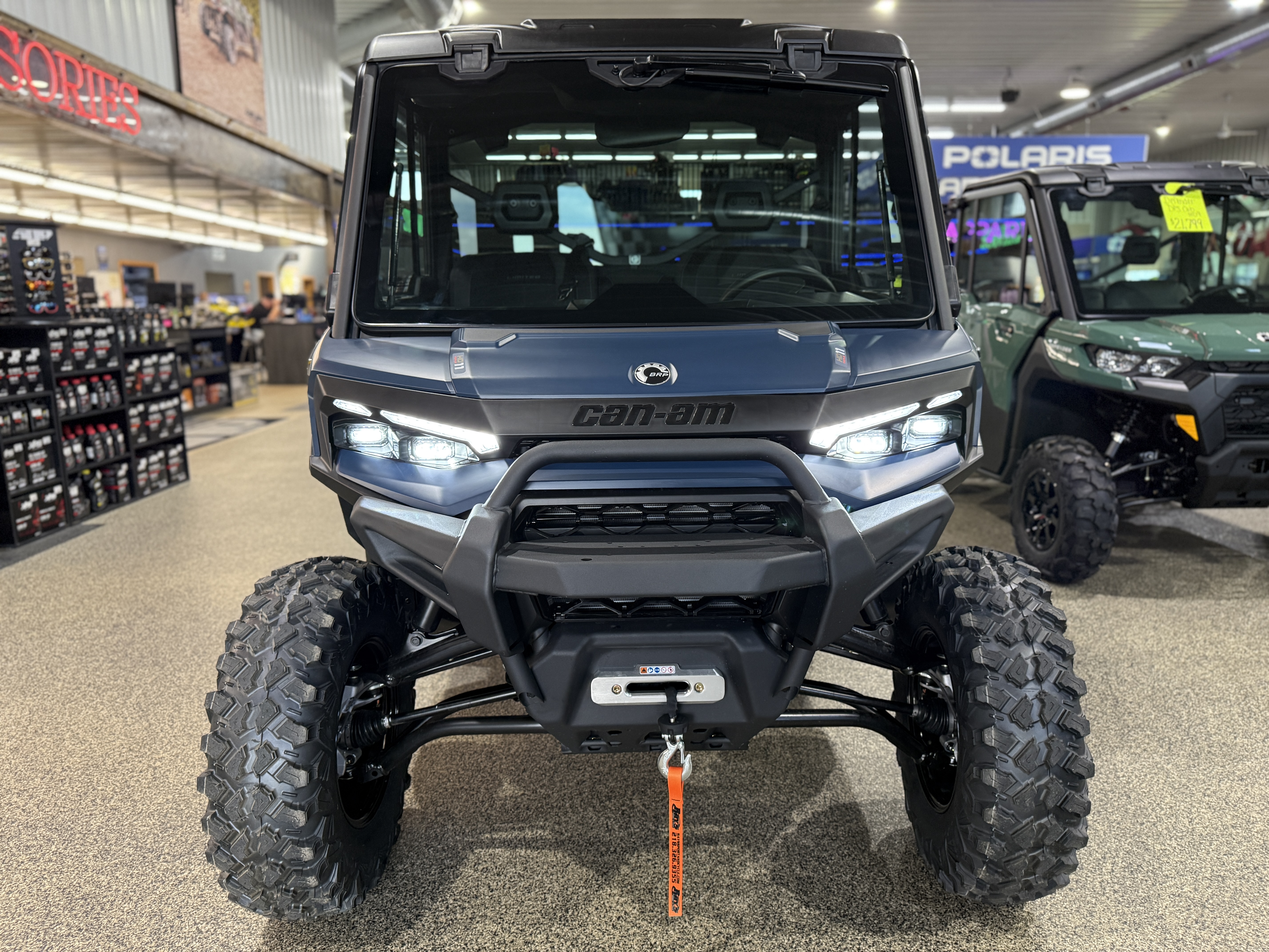 2026 Can-Am DEFENDER LIMITED HD11 - Photo 10