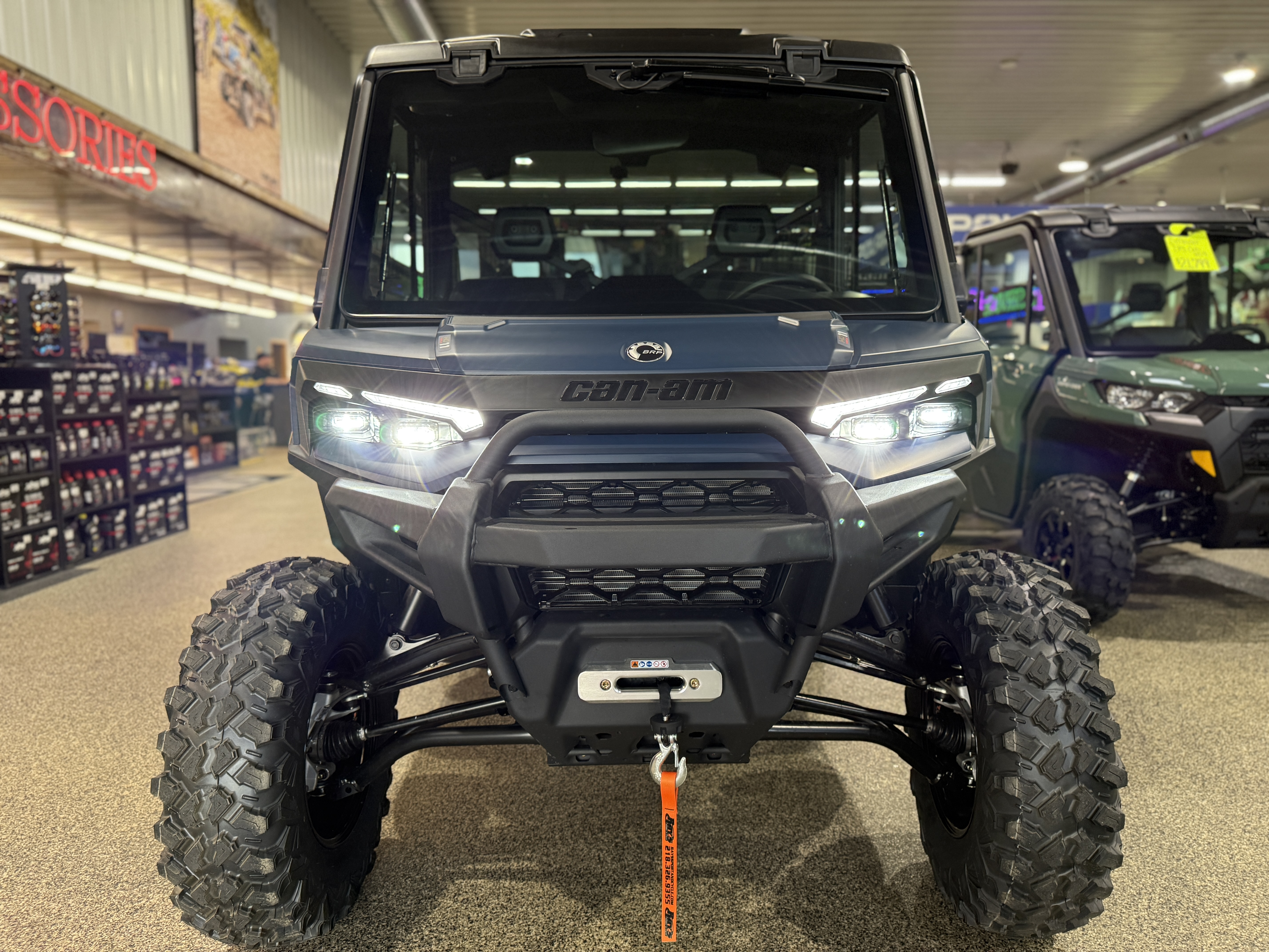 2026 Can-Am DEFENDER LIMITED HD11 - Photo 11