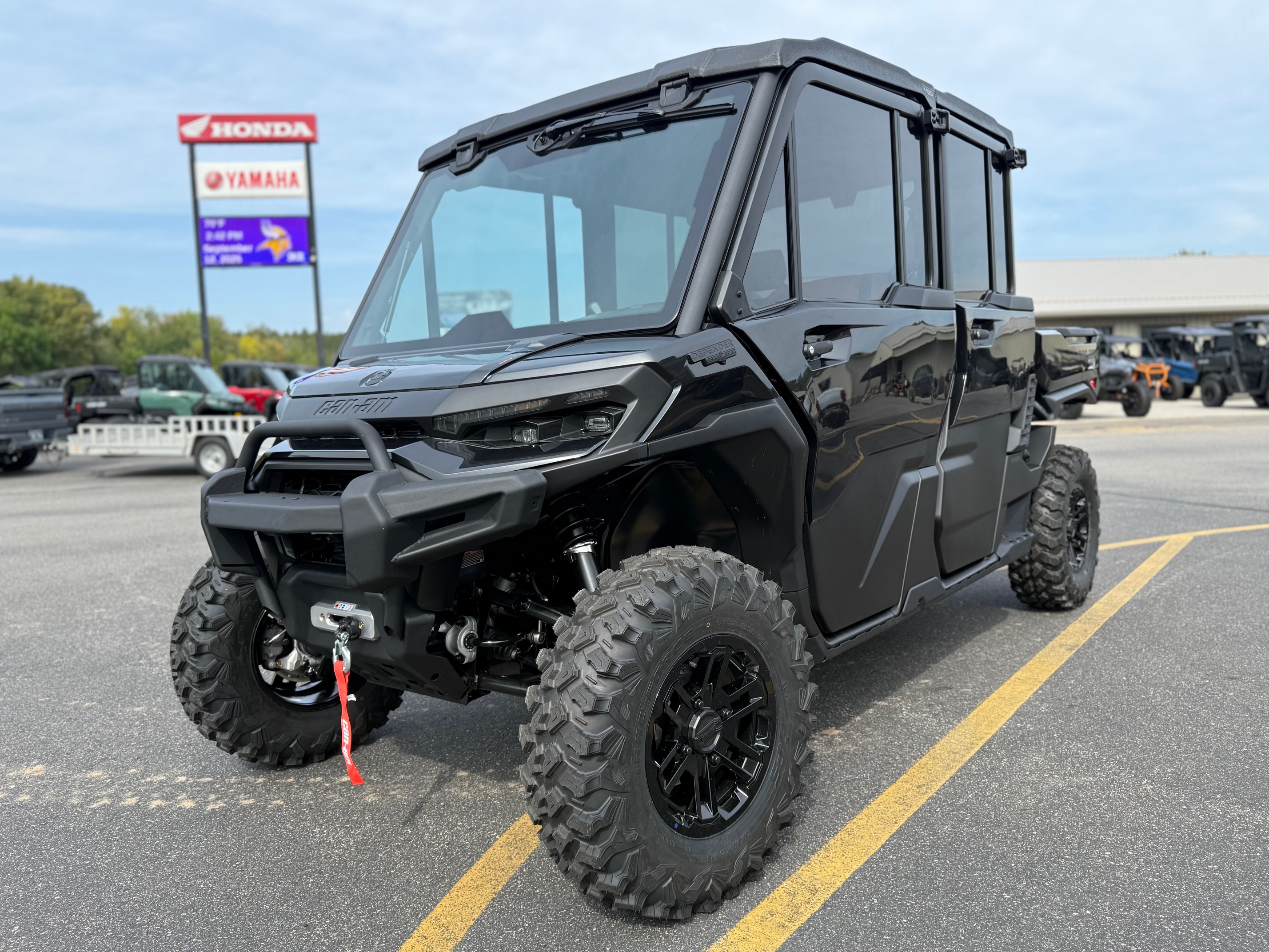 2026 Can-Am DEFENDER MAX LONE STAR CAB HD11 - Photo 4