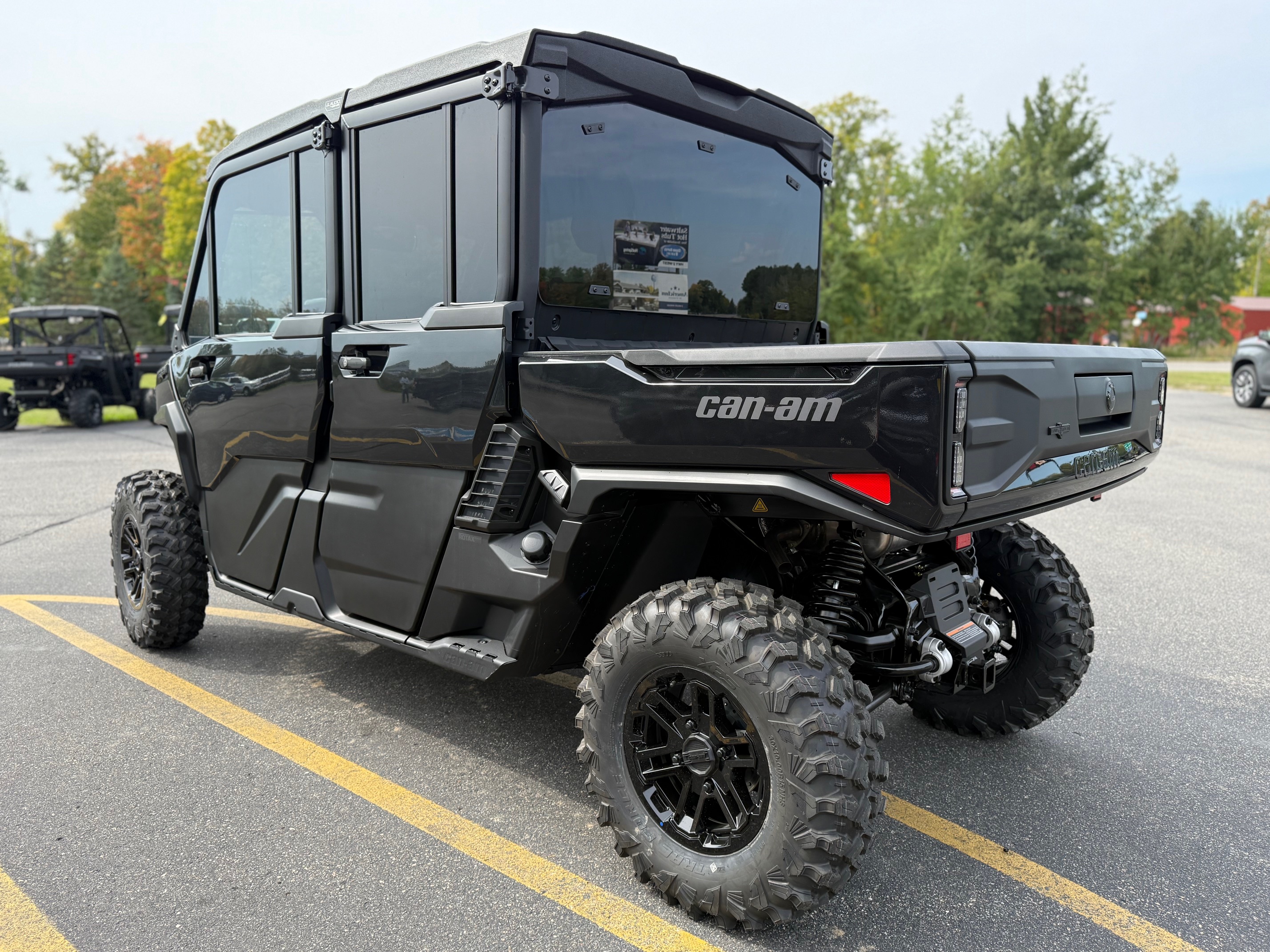 2026 Can-Am DEFENDER MAX LONE STAR CAB HD11 - Photo 6