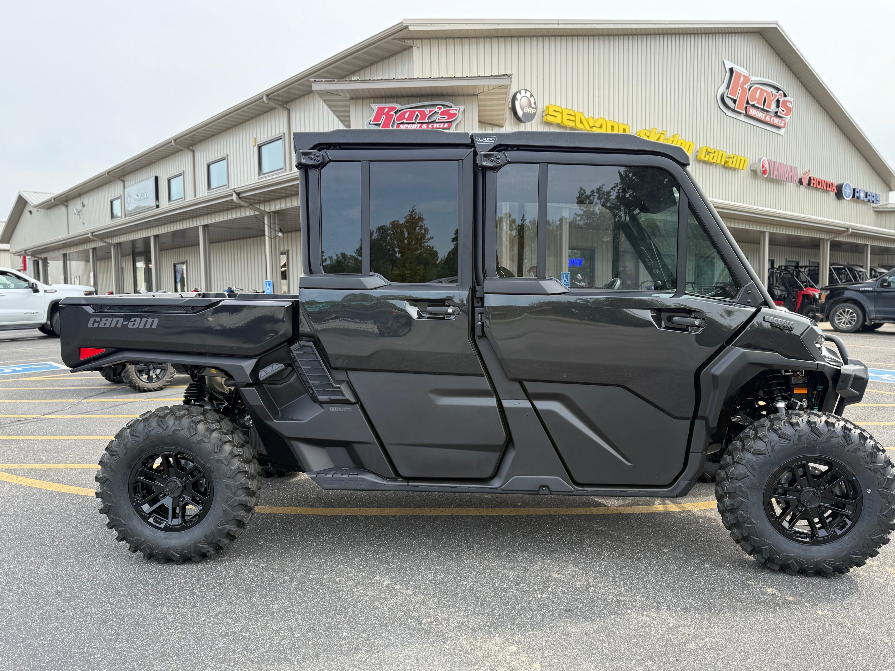 2026 Can-Am DEFENDER MAX LONE STAR CAB HD11 - Photo 9