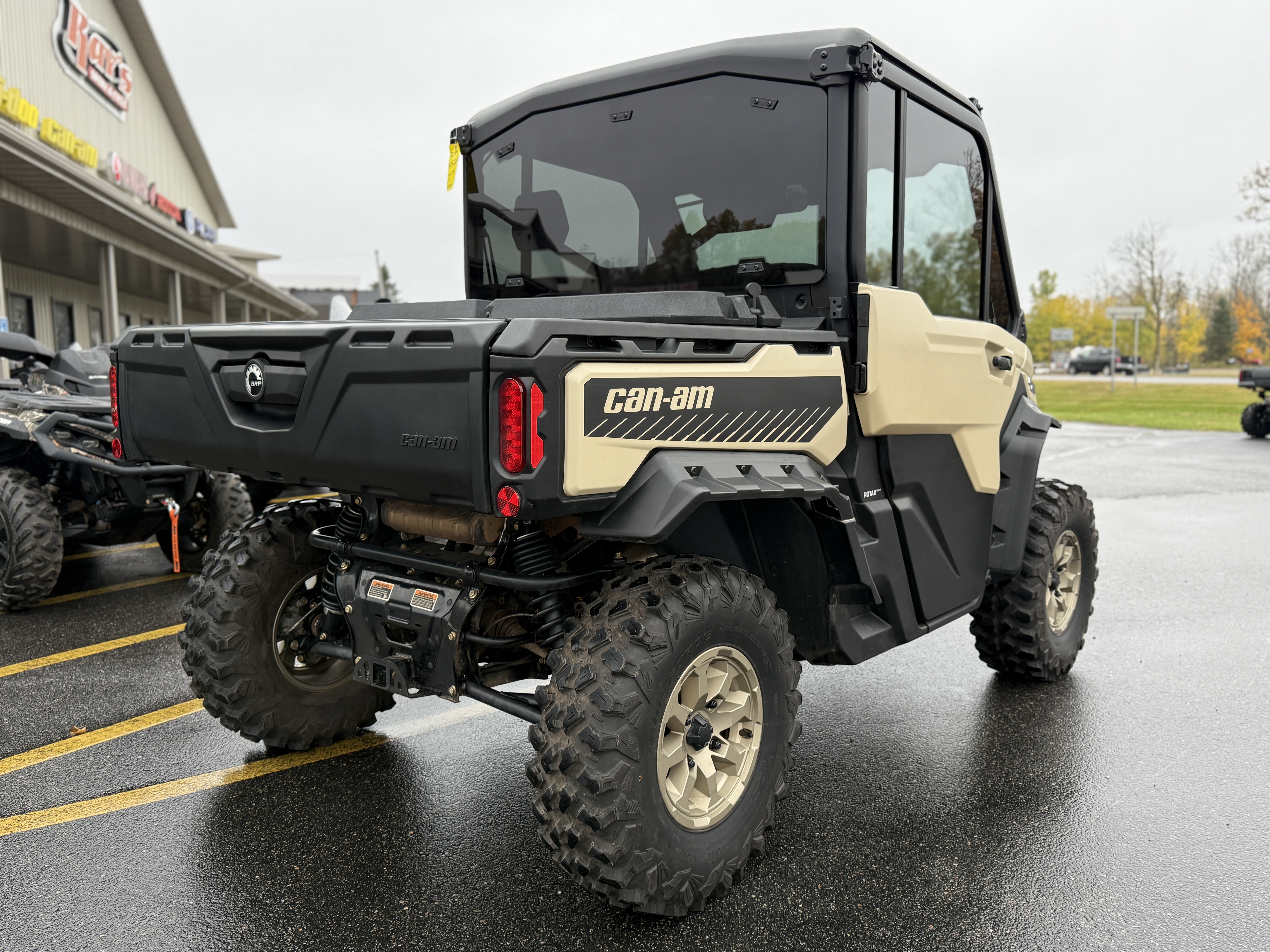 2025 Can-Am DEFENDER LIMITED HD10 - Photo 5