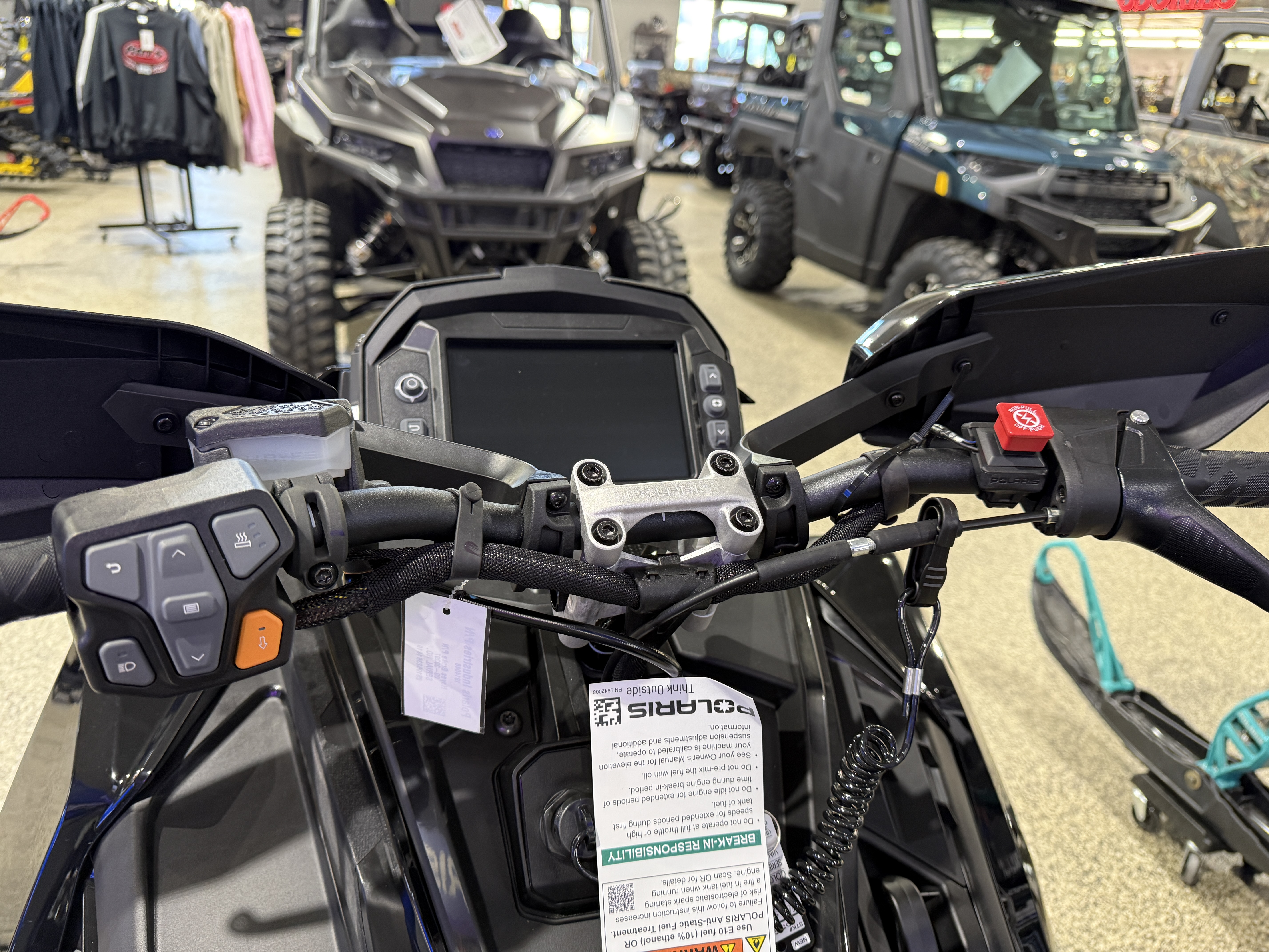 2026 Polaris INDY XCR 137 PATRIOT 9R - Photo 14