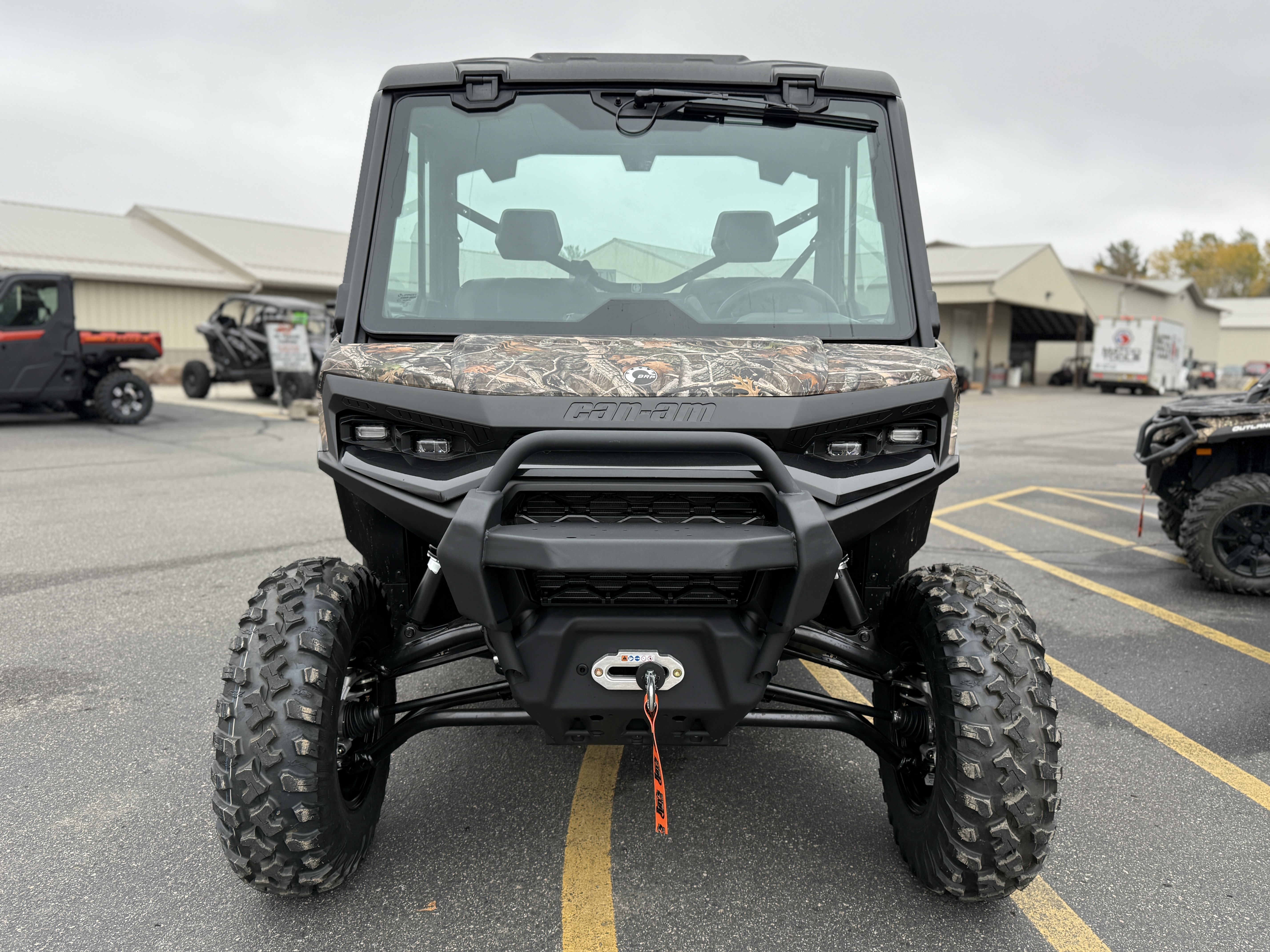 2026 Can-Am DEFENDER XT CAB HD11 with TOUCHSCREEN - Photo 8