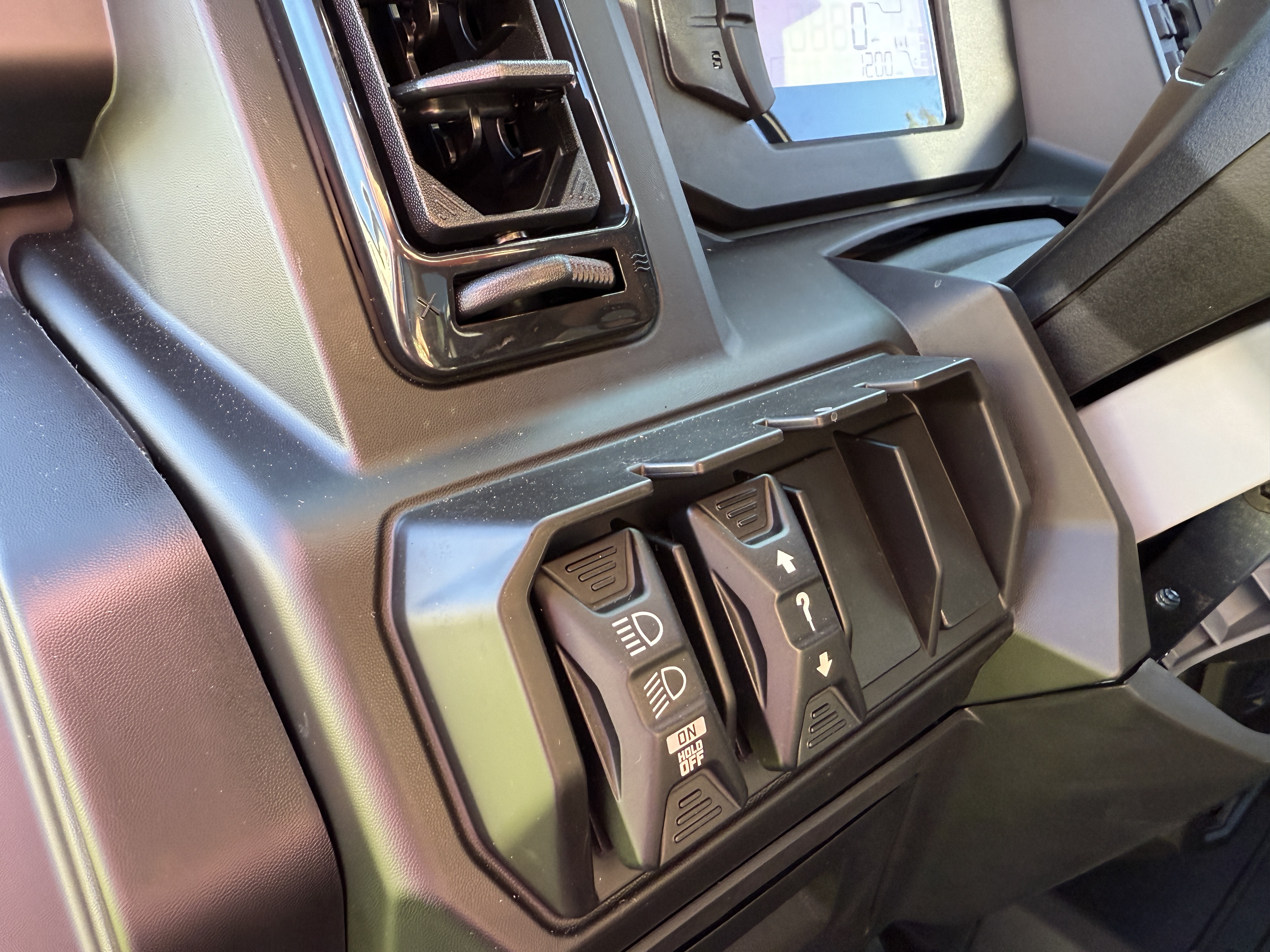 2026 Can-Am DEFENDER LIMITED HD11 - Photo 16