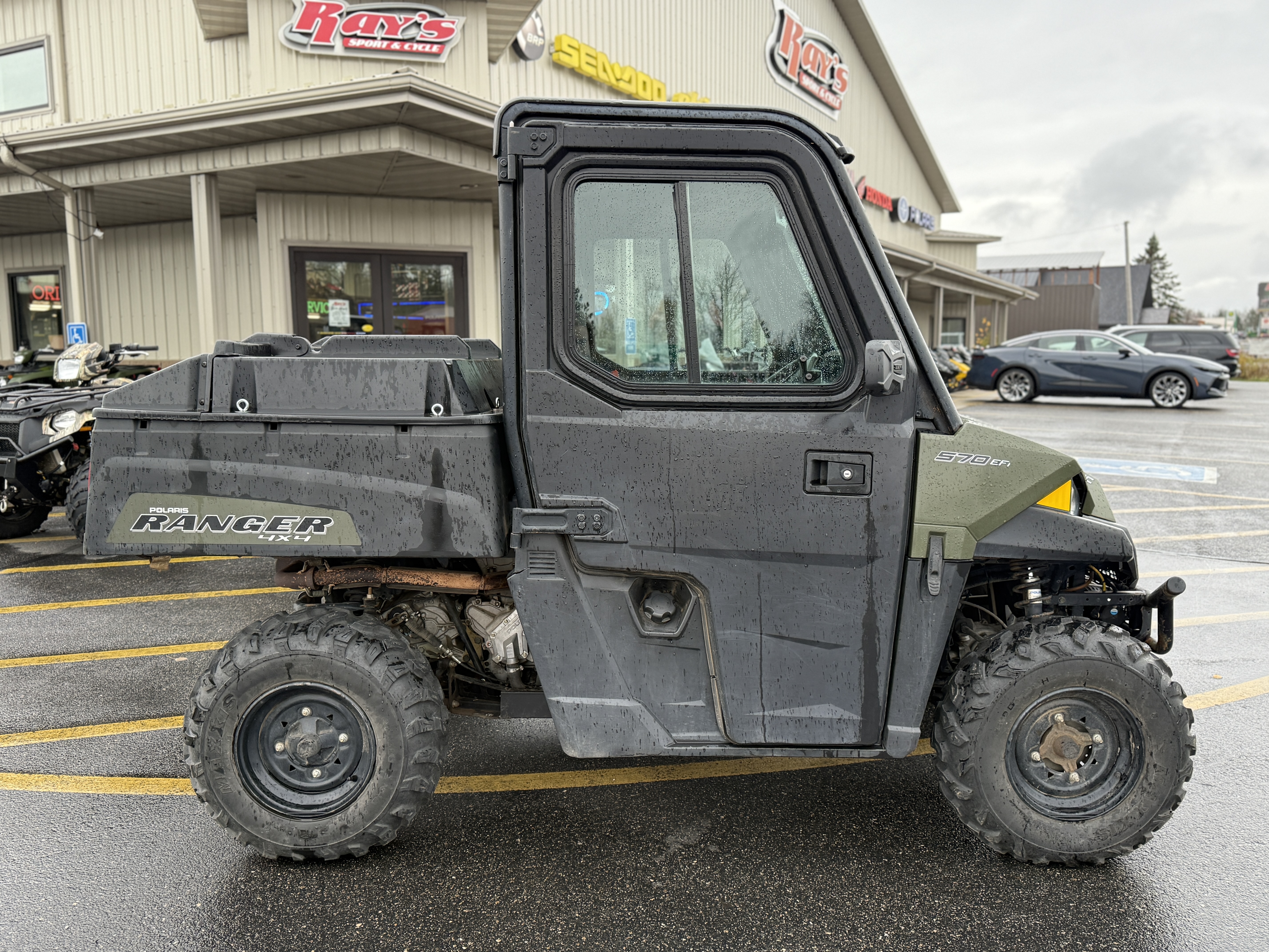 2015 Polaris RANGER 570 with CAB/HEAT - Photo 11