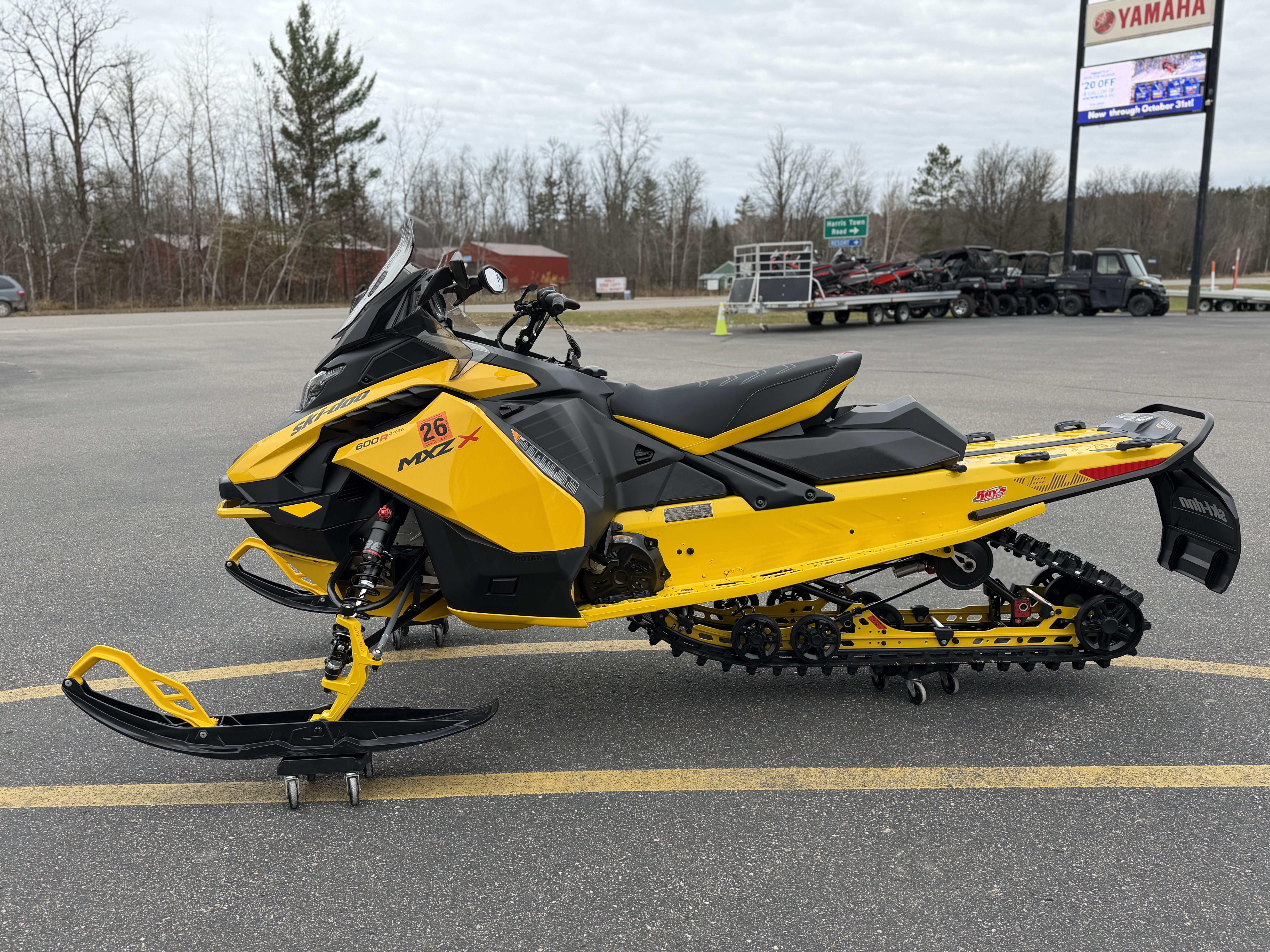 2024 Ski-Doo MXZ X 137 600R E-TEC - Photo 3