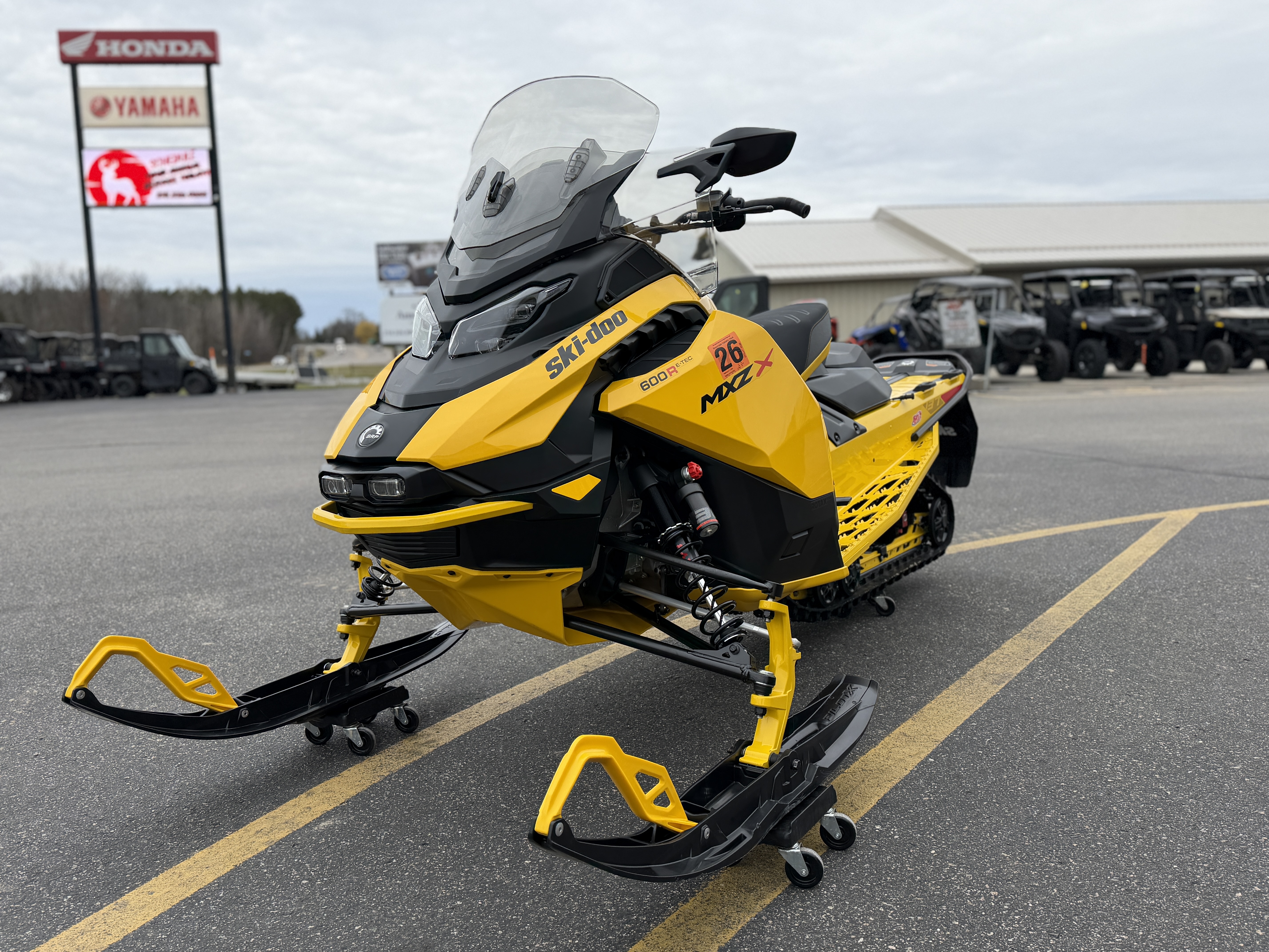2024 Ski-Doo MXZ X 137 600R E-TEC - Photo 11