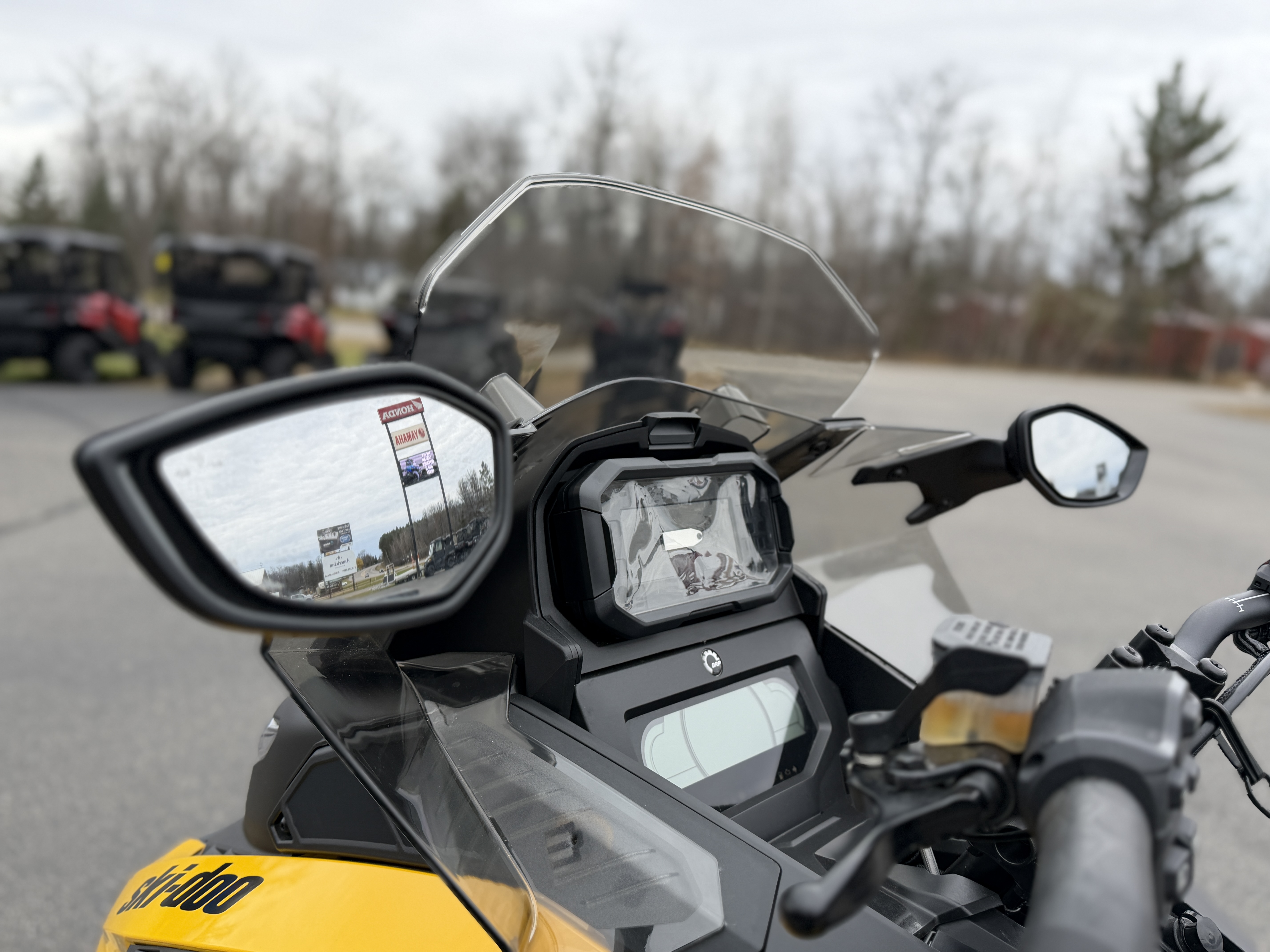 2024 Ski-Doo MXZ X 137 600R E-TEC - Photo 16