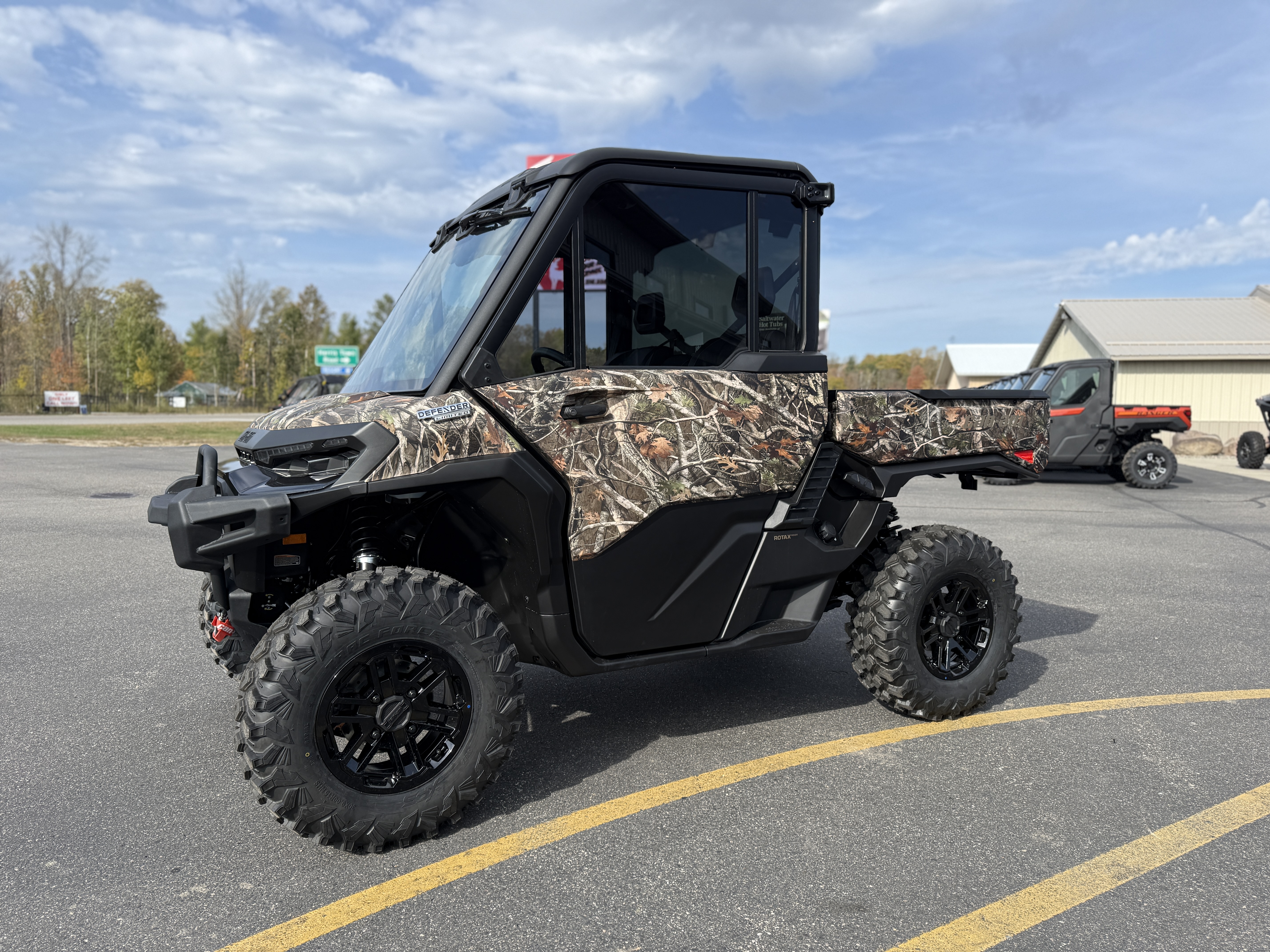 2026 Can-Am DEFENDER LIMITED HD11 - Photo 2