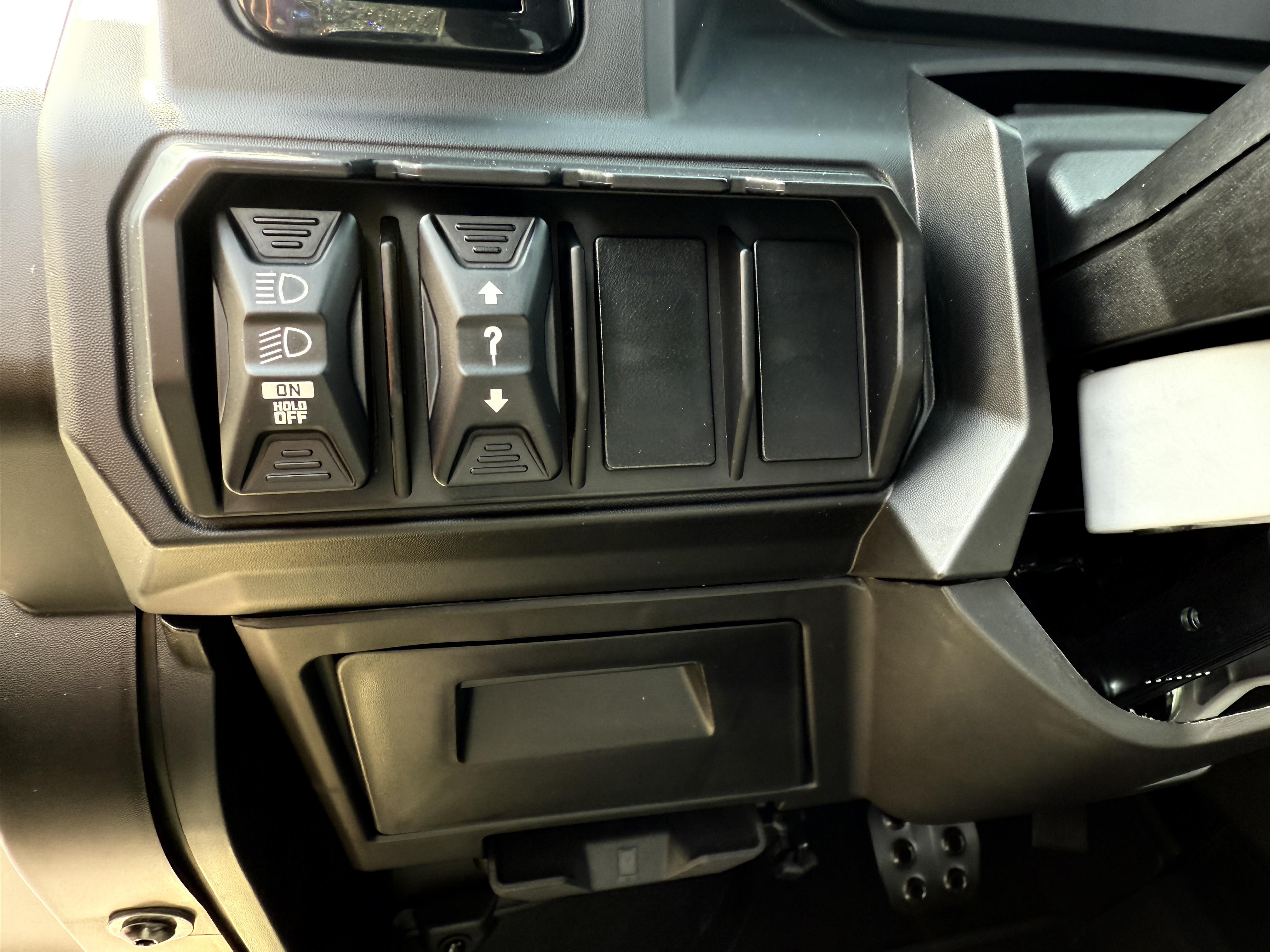 2026 Can-Am DEFENDER LIMITED HD11 - Photo 19