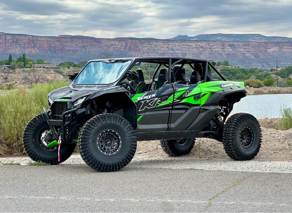 2025 Kawasaki Teryx® KRX4® 1000 Lifted Edition - Pro Build