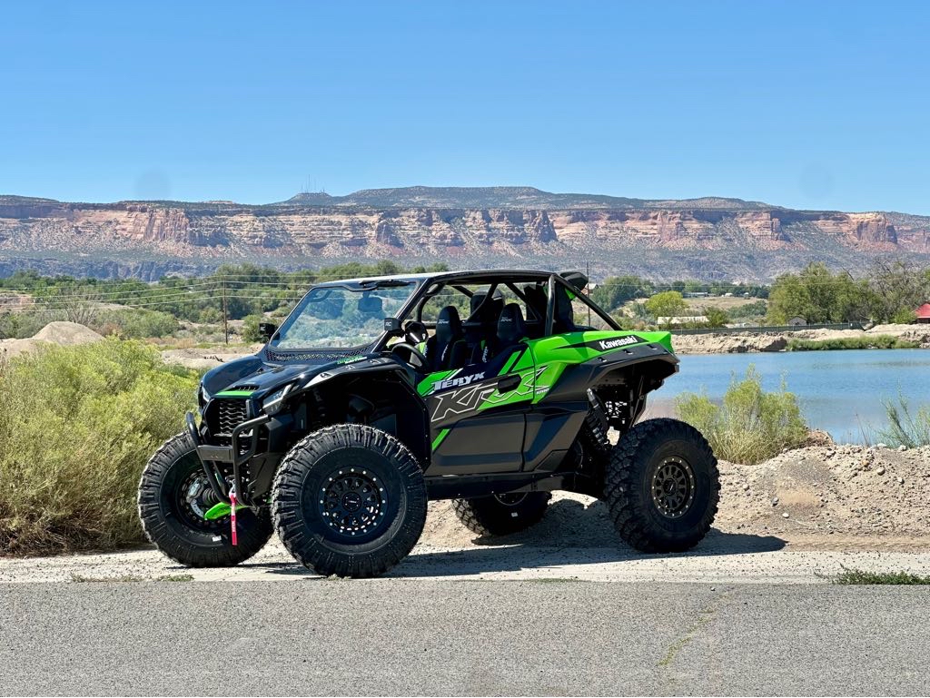 2025 Kawasaki Teryx® KRX™ 1000 Lifted Edition - Pro Build