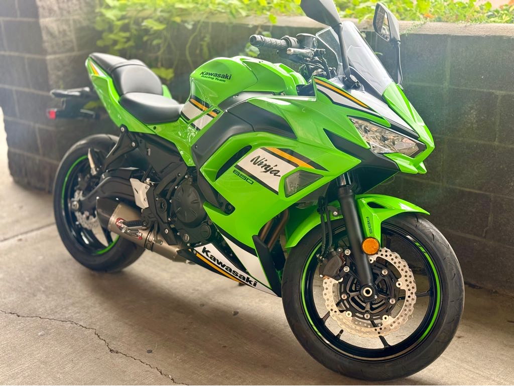 New 2025 Kawasaki Ninja® 650 ABS KRT w/ Yoshimura Exhaust