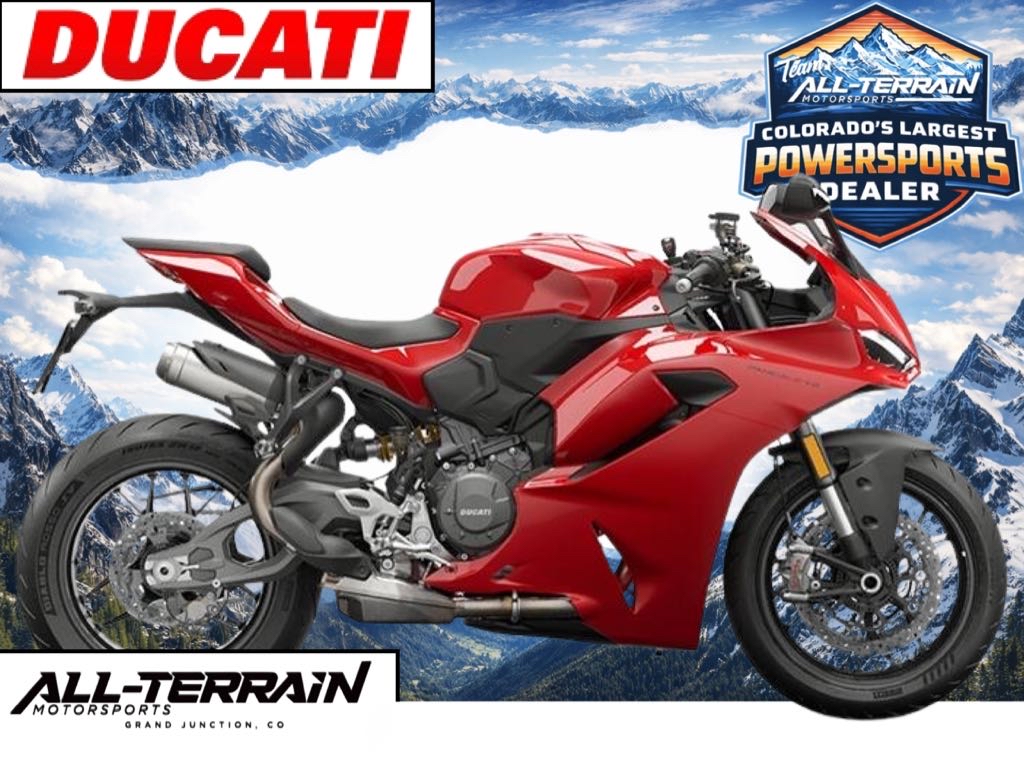 New 2026 Ducati Panigale V2 - Demo