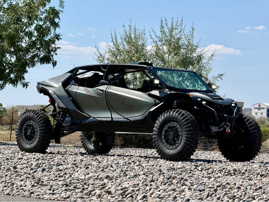 New 2026 Can-Am Maverick R MAX X rc with SMART-SHOX - Pro Build