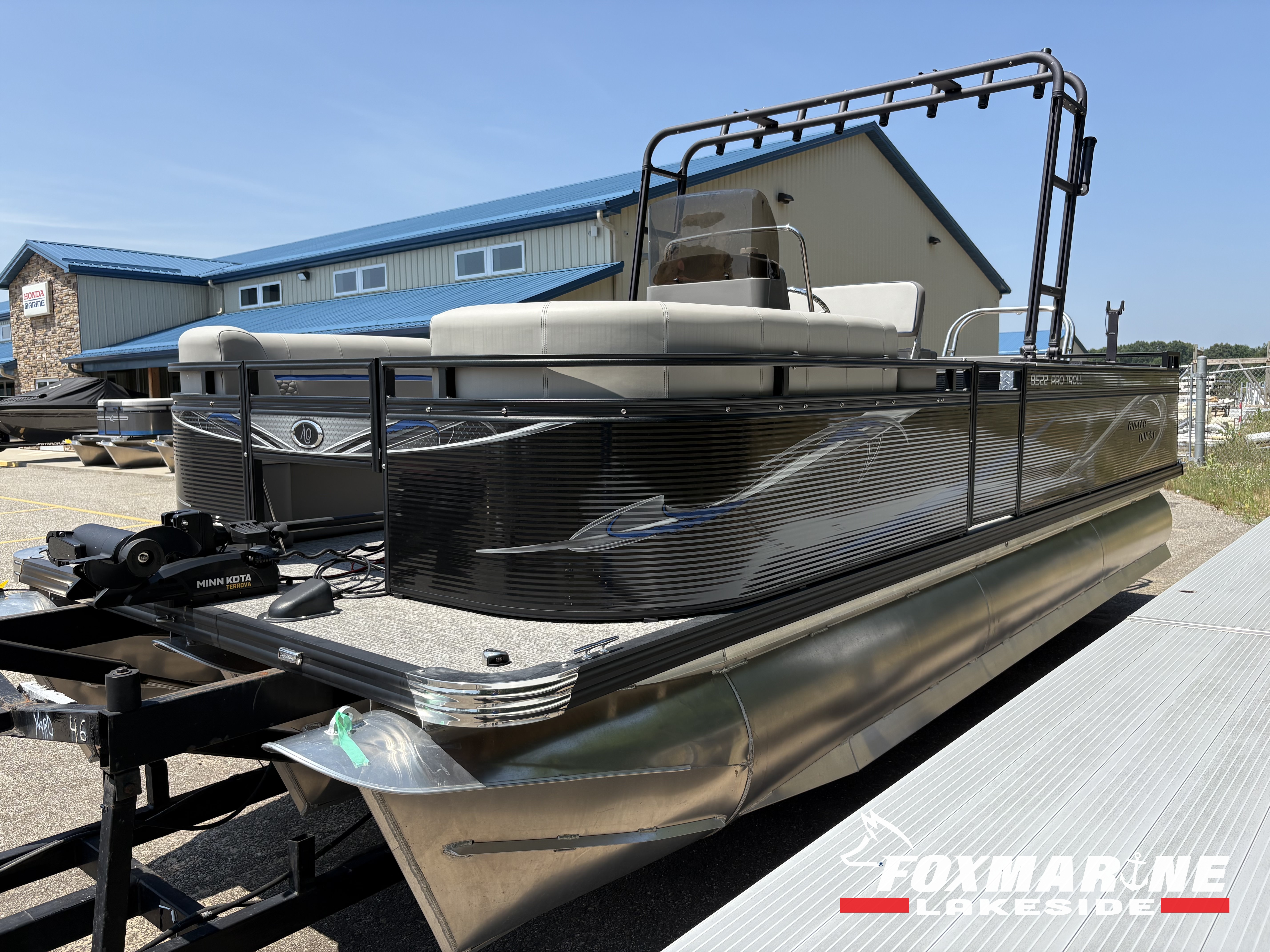 2023 Angler Qwest Pontoons 8522 PRO TROLL for Sale | Fox Marine