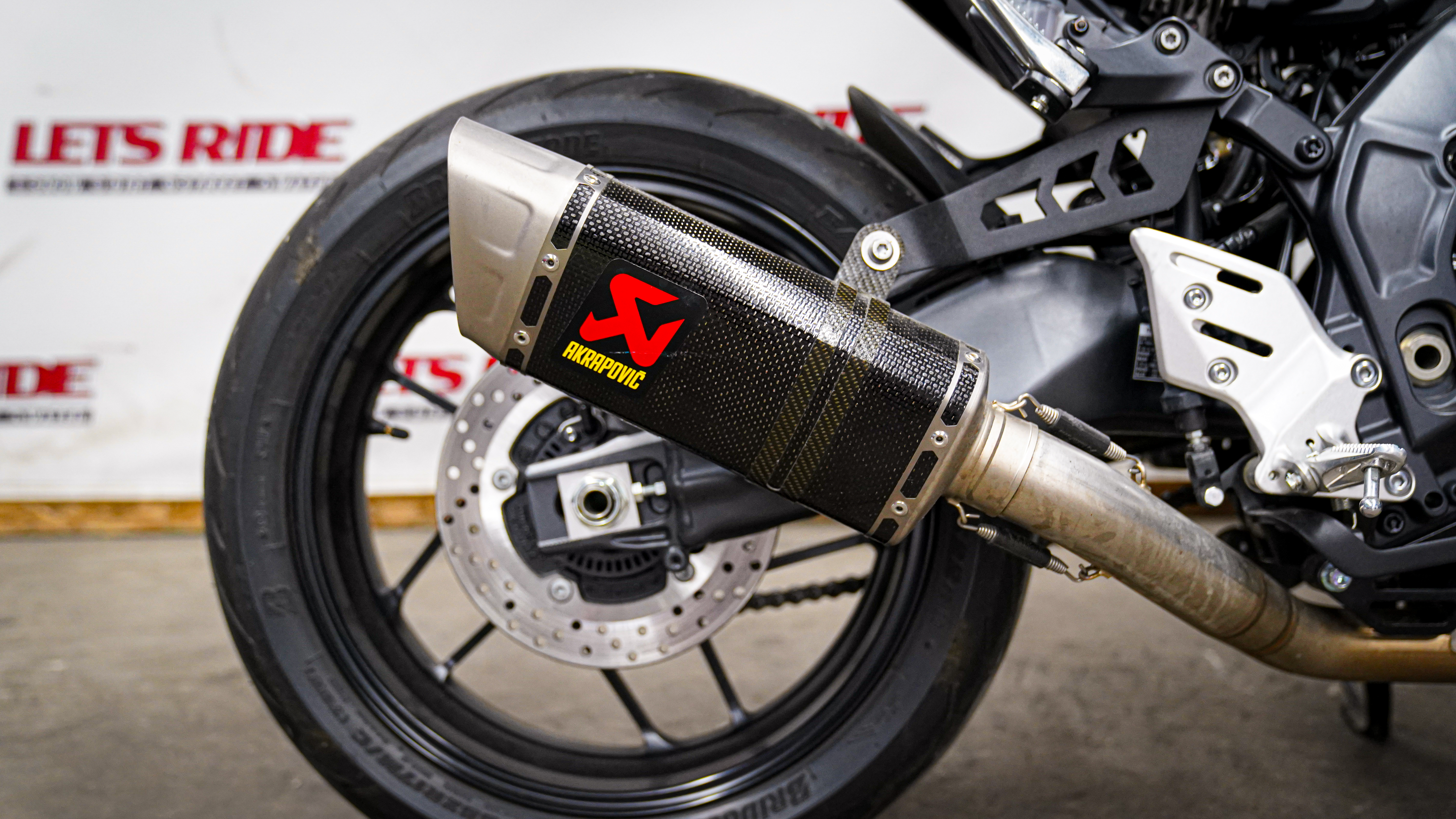 2022 Yamaha MT-09 - Photo 3