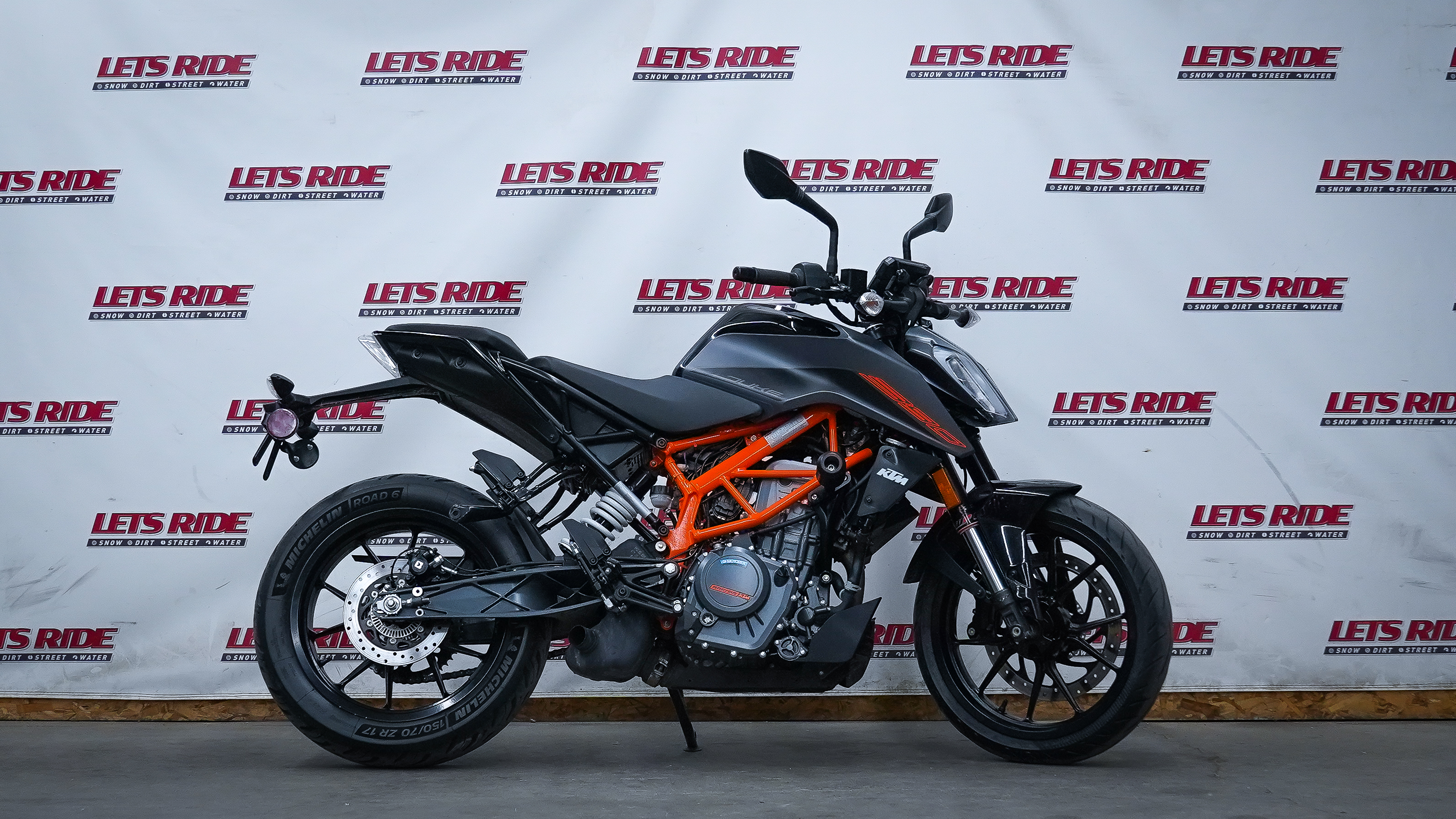 2023 KTM 390 DUKE - Photo 4
