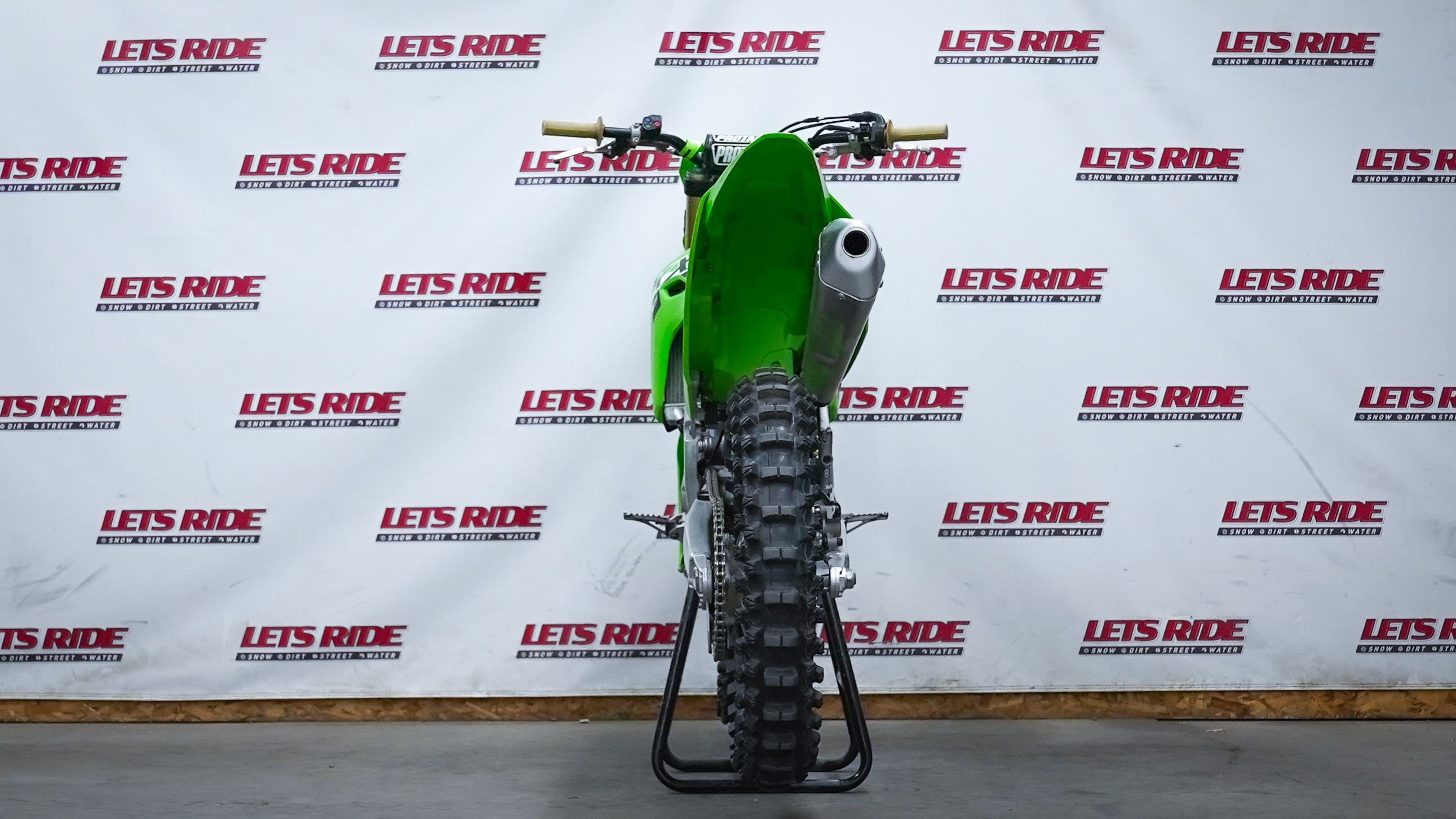 2024 Kawasaki KX 450 - Photo 4