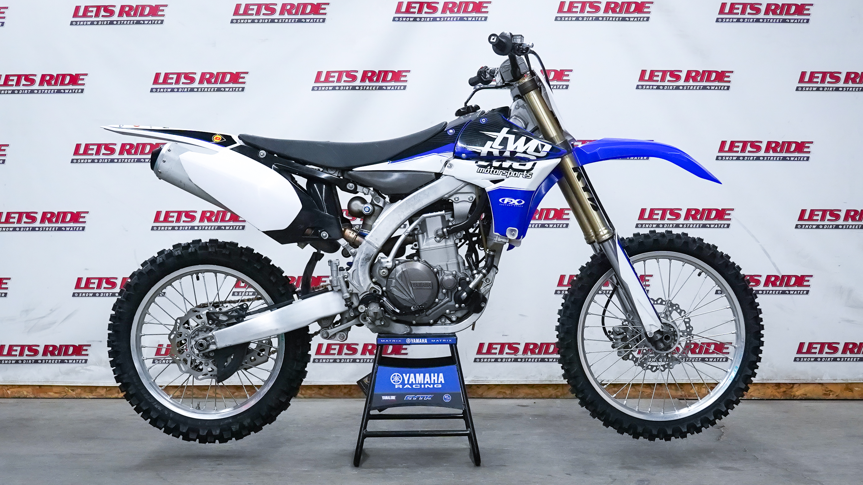 2011 Yamaha YZ450F - Photo 2