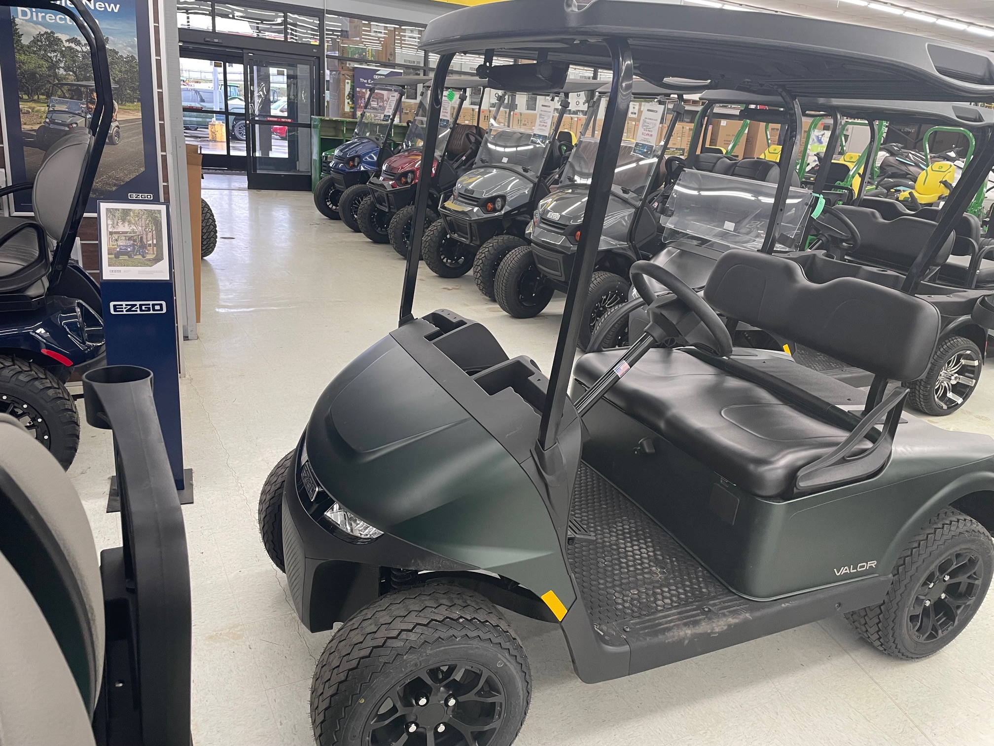 2026 E-Z-GO RXV 2 Valor S EX1 Sport for Sale
