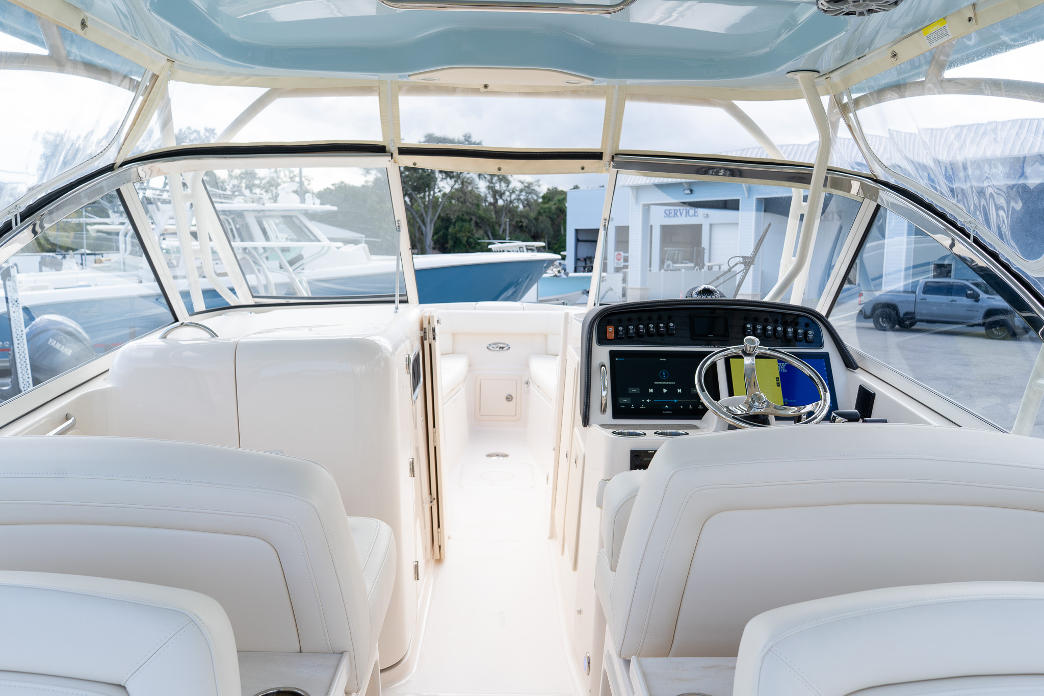 2024 Grady-White Freedom 307