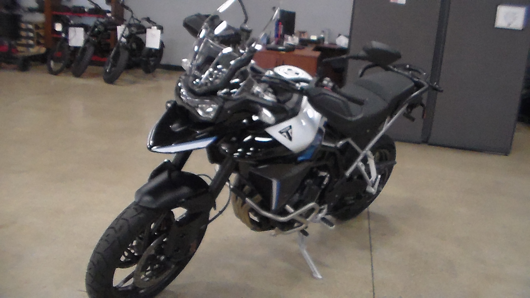 2026 Triumph Tiger 900 Alpine Edition for Sale | Dick Scott's
