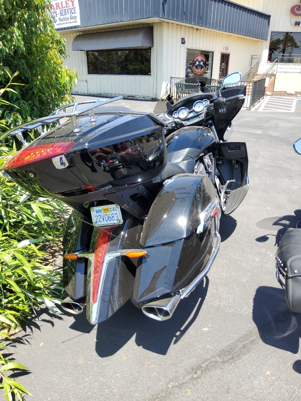 2016 Victory Motorcycles Cross Country Tour, Gloss Black, CAL Base - Photo 6