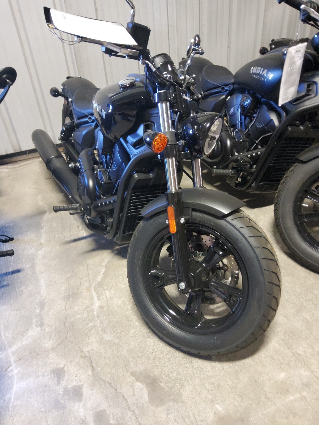 2025 Indian Motorcycle SCOUT BOBBER SIXTY, ONYX BLK METALLIC, 50S Base