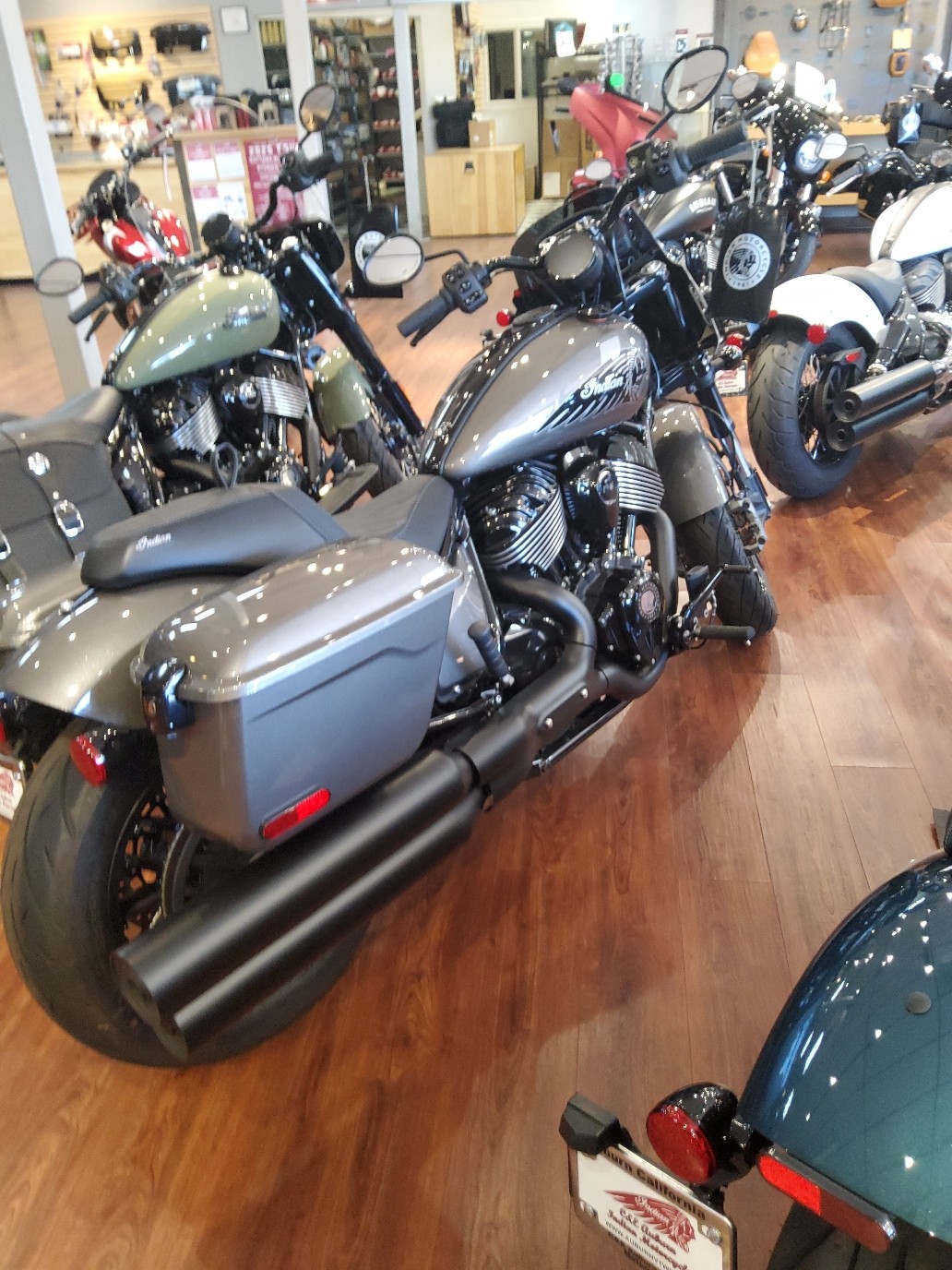 2025 Indian Motorcycle Sport Chief® RT - Photo 4