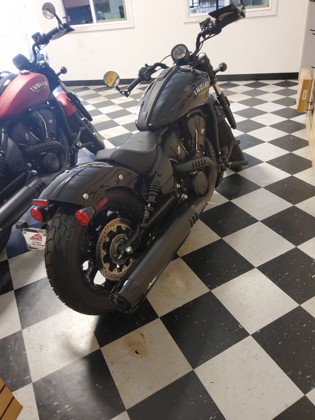 2025 Indian Motorcycle SCOUT BOBBER LTD, BLACK METALLIC 50ST Limited - Photo 4