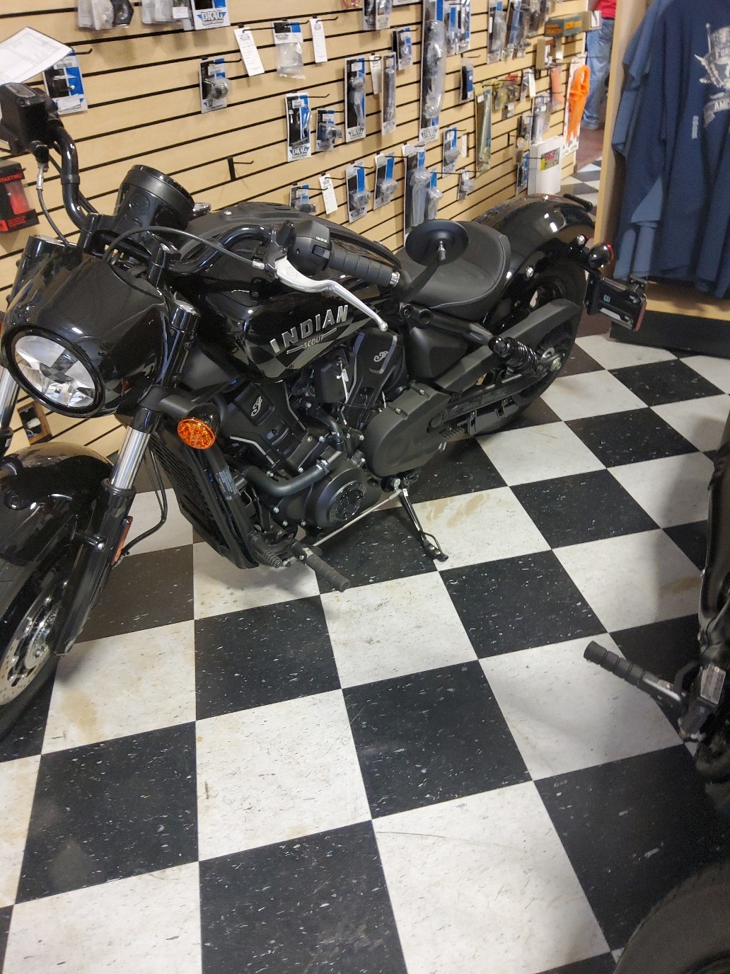 2025 Indian Motorcycle SCOUT BOBBER LTD, BLACK METALLIC 50ST Limited - Photo 2
