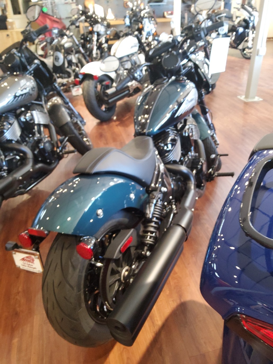 2025 Indian Motorcycle SPORT CHIEF, CASCADE GREEN METALLIC, 50S Base - Photo 4