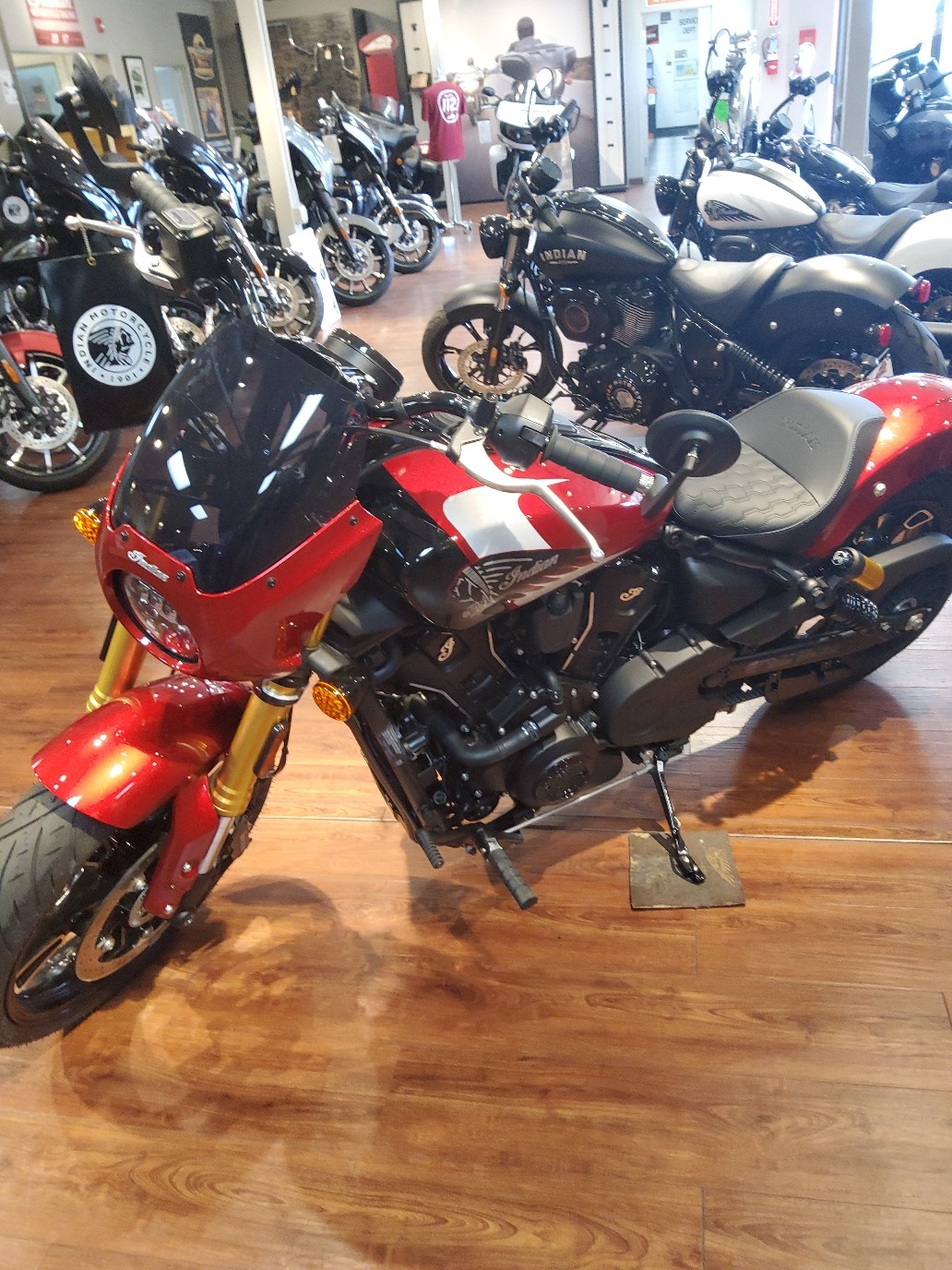 2025 Indian Motorcycle 101 SCOUT, MRN MTLC W/GRFX, TEC, 50ST Base - Photo 14