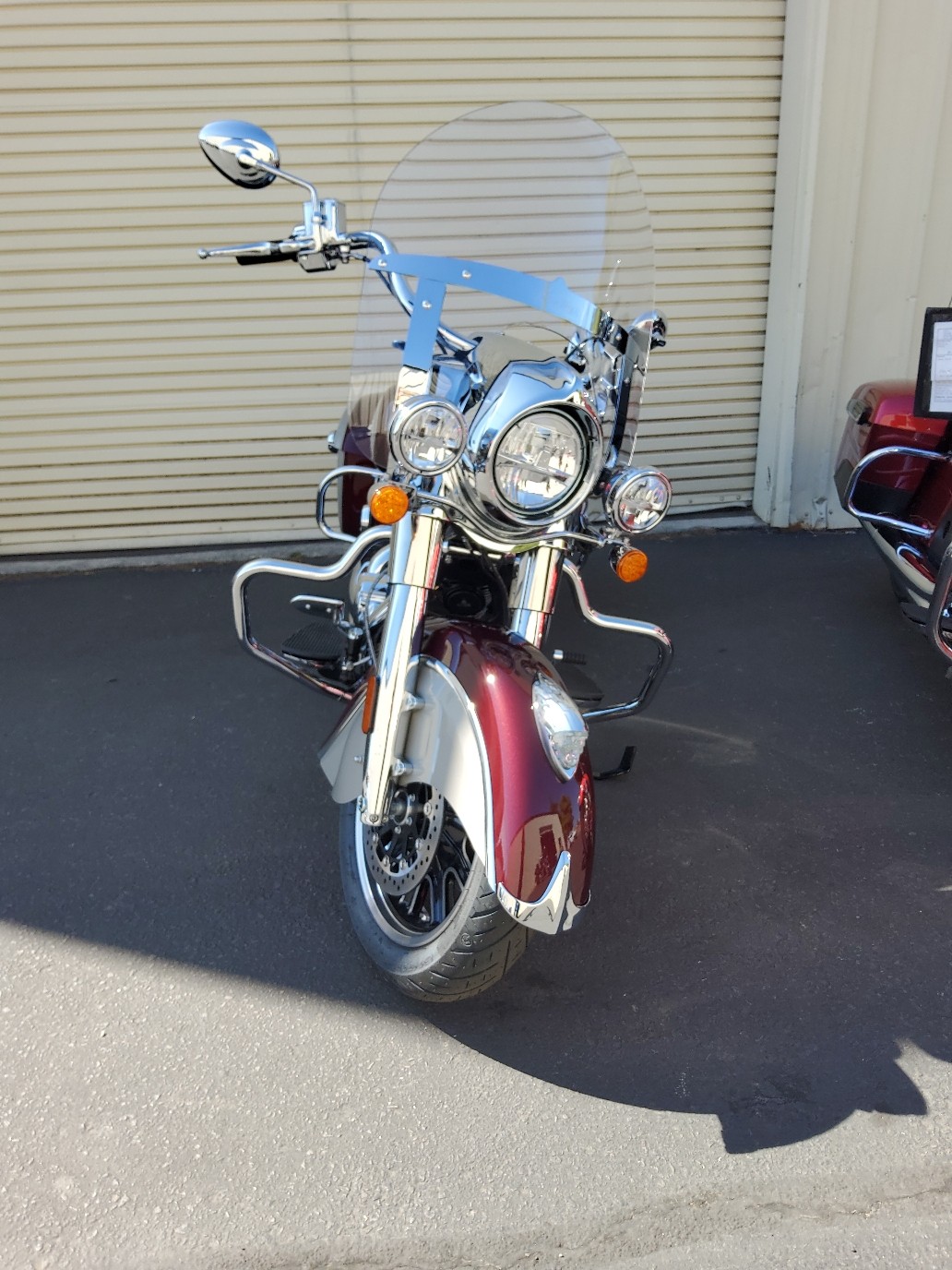 2025 Indian Motorcycle SPRINGFIELD, MROON MTLC/SLVR QRTZ MTLC, 50S Base