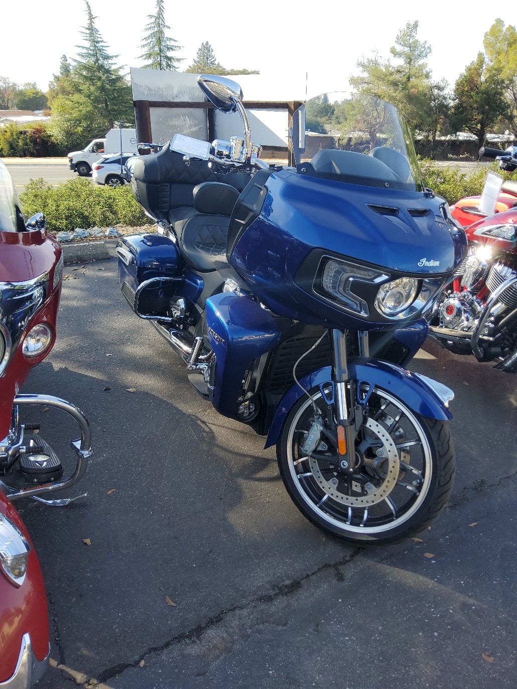 2022 Indian Motorcycle PURSUIT LIMITED PREM, DEEPWATER MTLC, CAL Limited with Premium Package