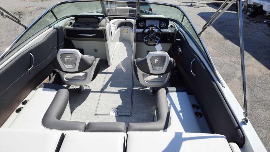 2023 Crownline 240 SS - Photo 7