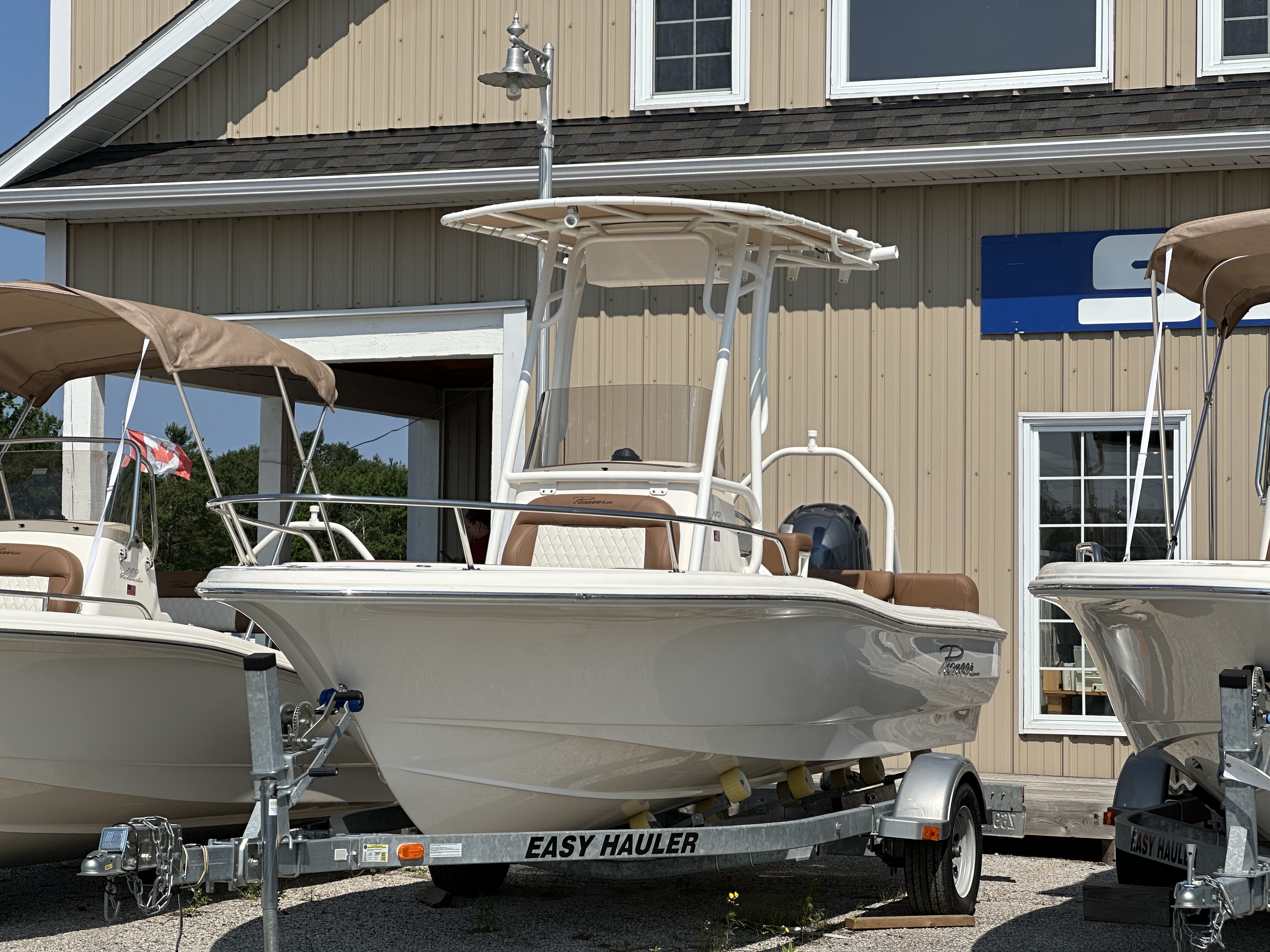 2024 Pioneer Boats 180 ISLANDER