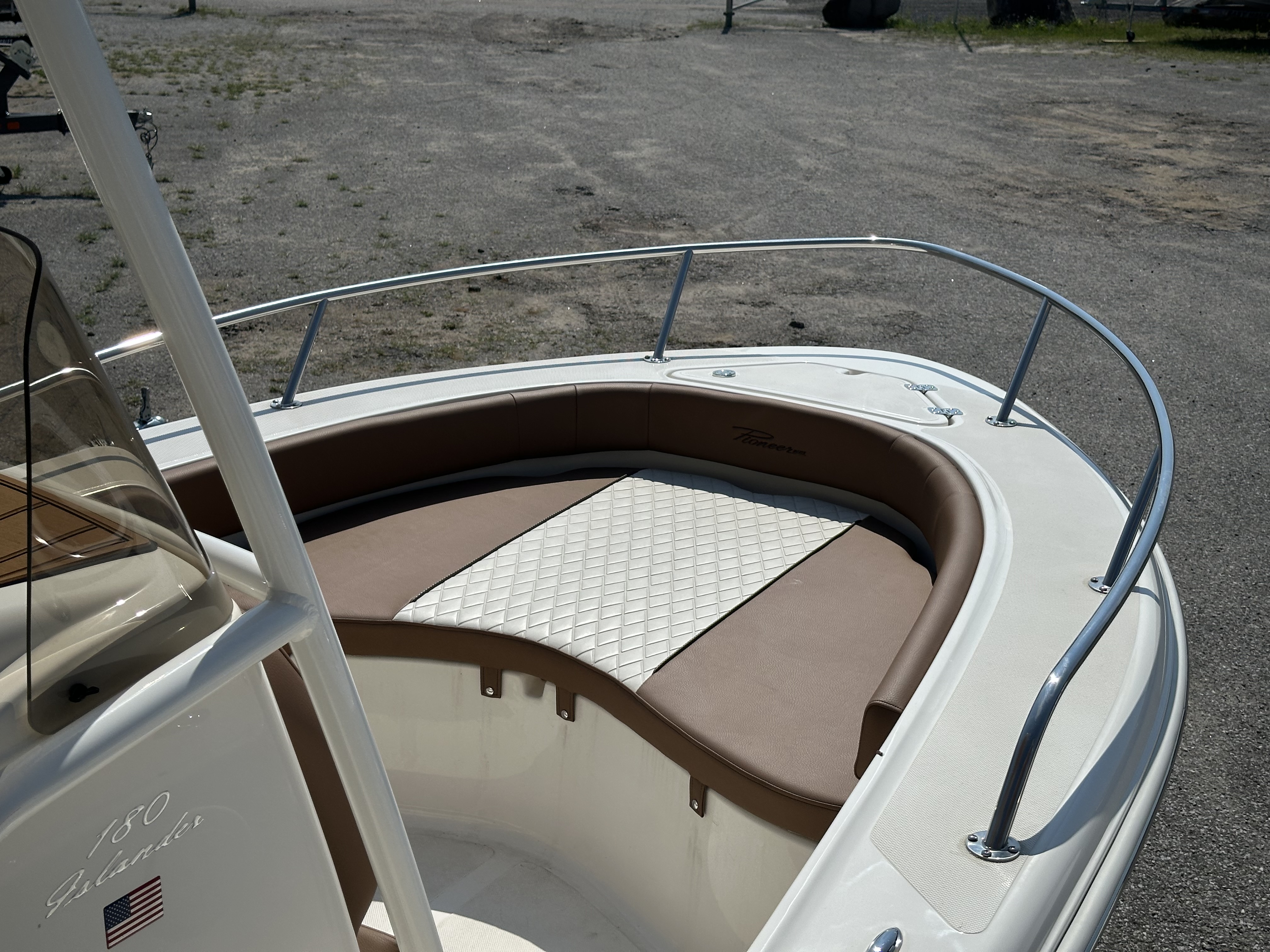 2024 Pioneer Boats 180 ISLANDER - Photo 13