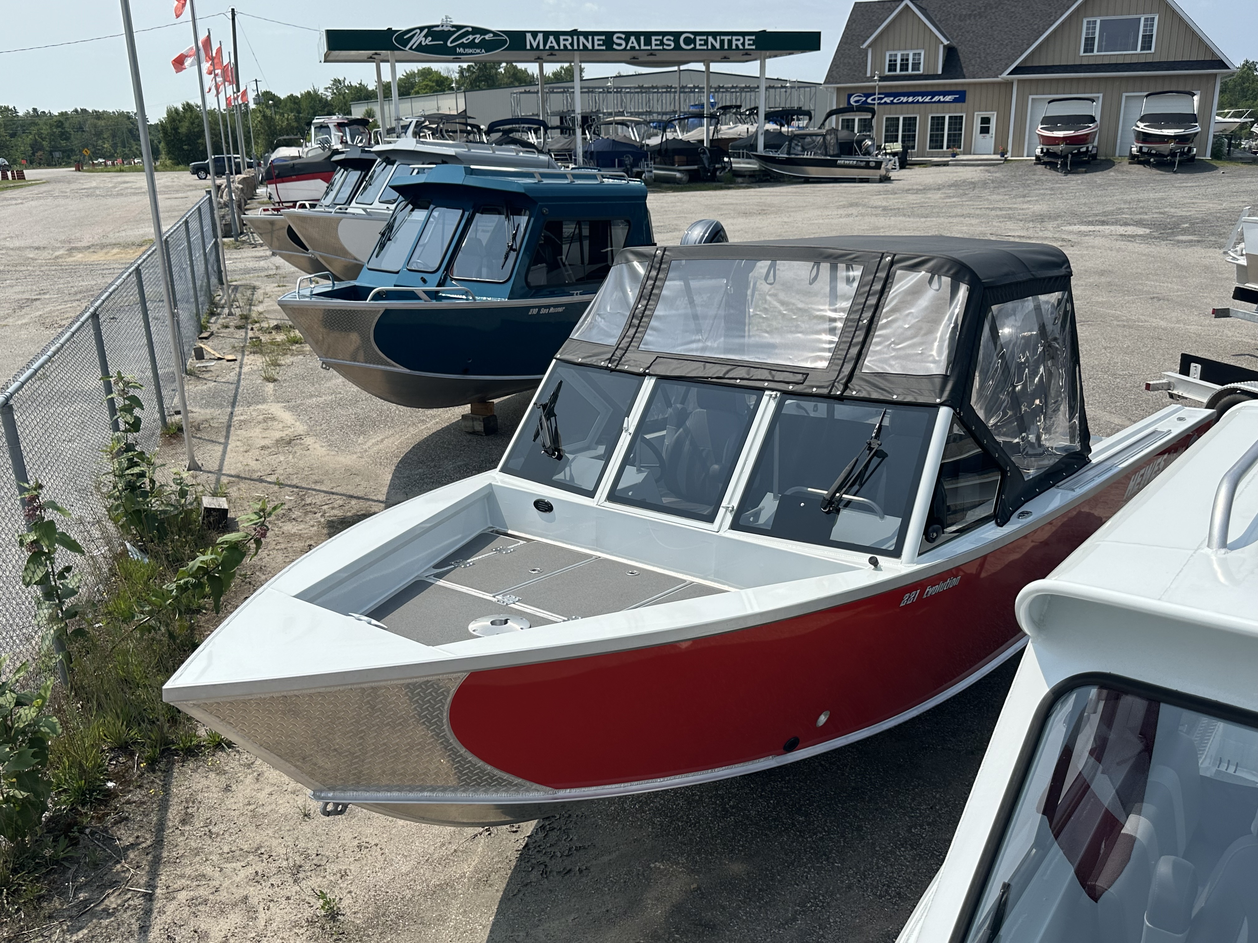 2024 Hewes Craft Evolution 221 EV - Photo 10