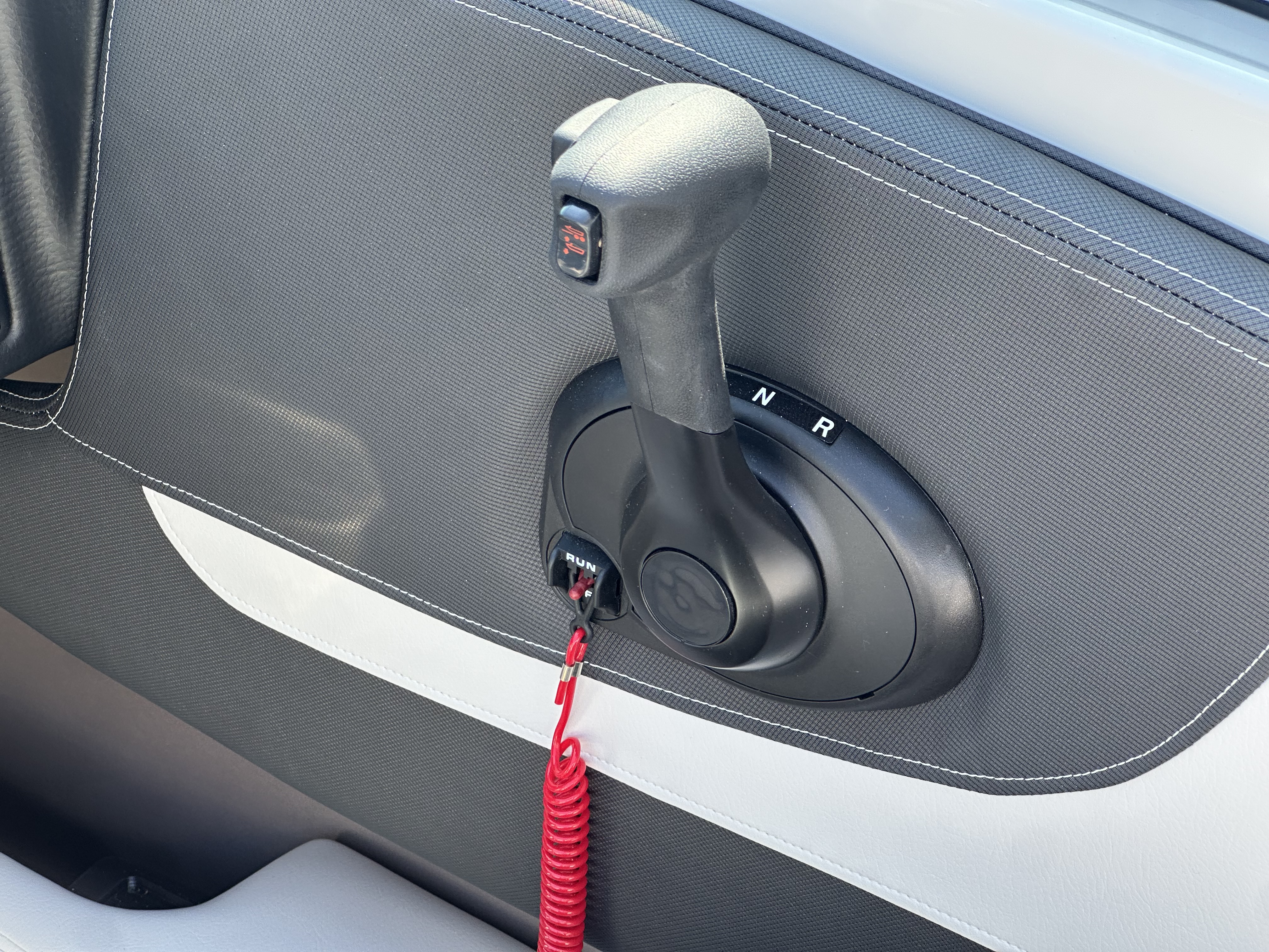 2025 Crownline 200 SS - Photo 10