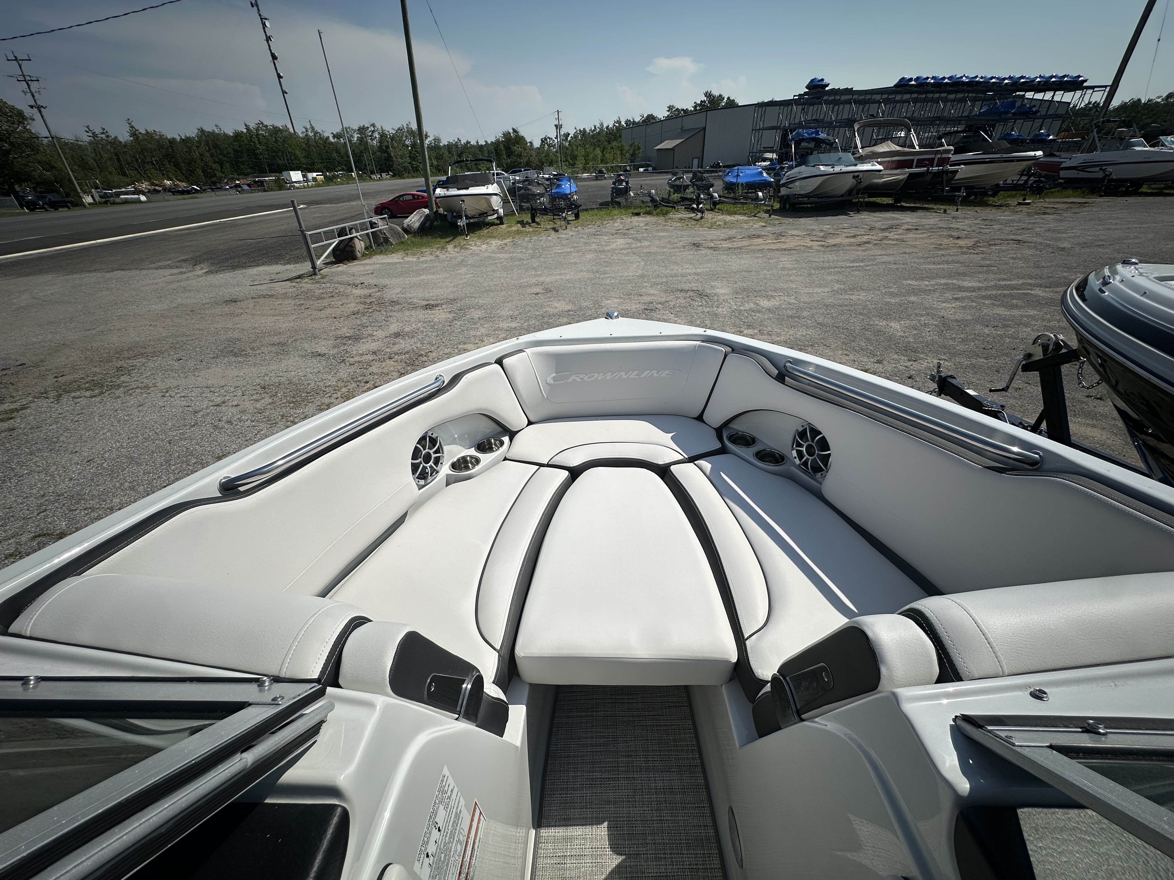 2025 Crownline 200 SS - Photo 13